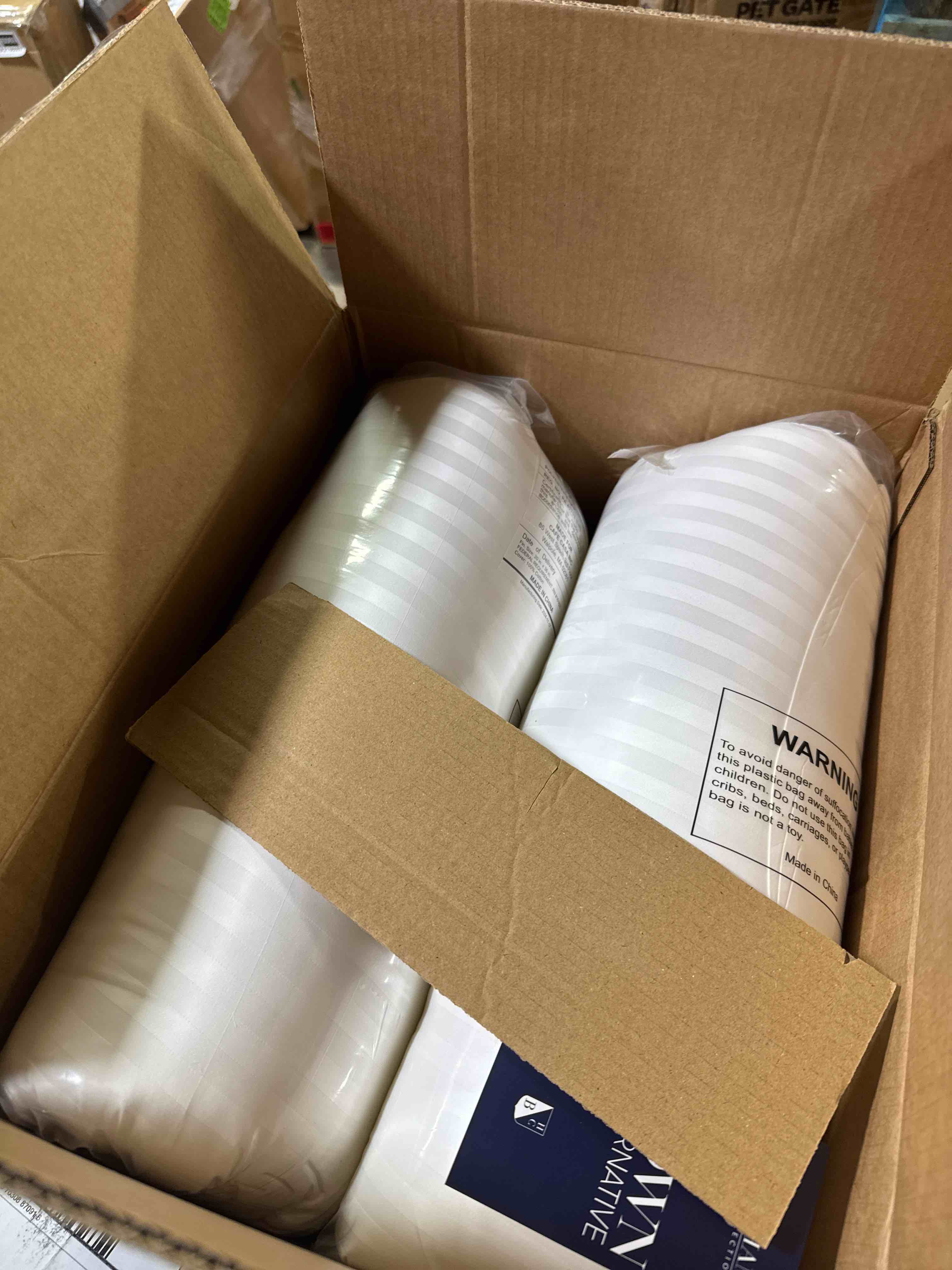 https://s3.amazonaws.com/lotting-images-prod/phillipi/BRN1924183_1753815446530.jpeg