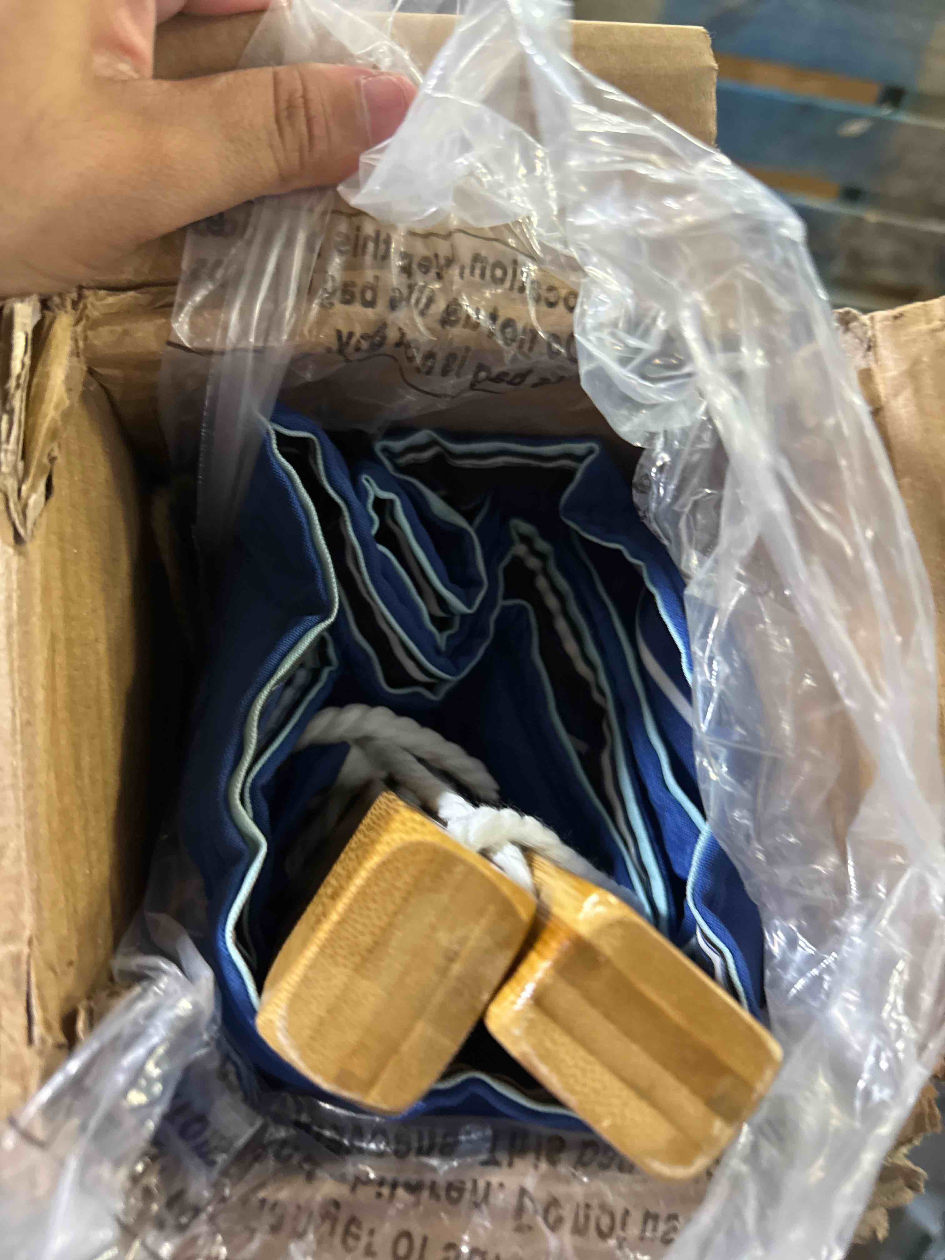 https://s3.amazonaws.com/lotting-images-prod/phillipi/BRN1924187_1753816307485.jpeg