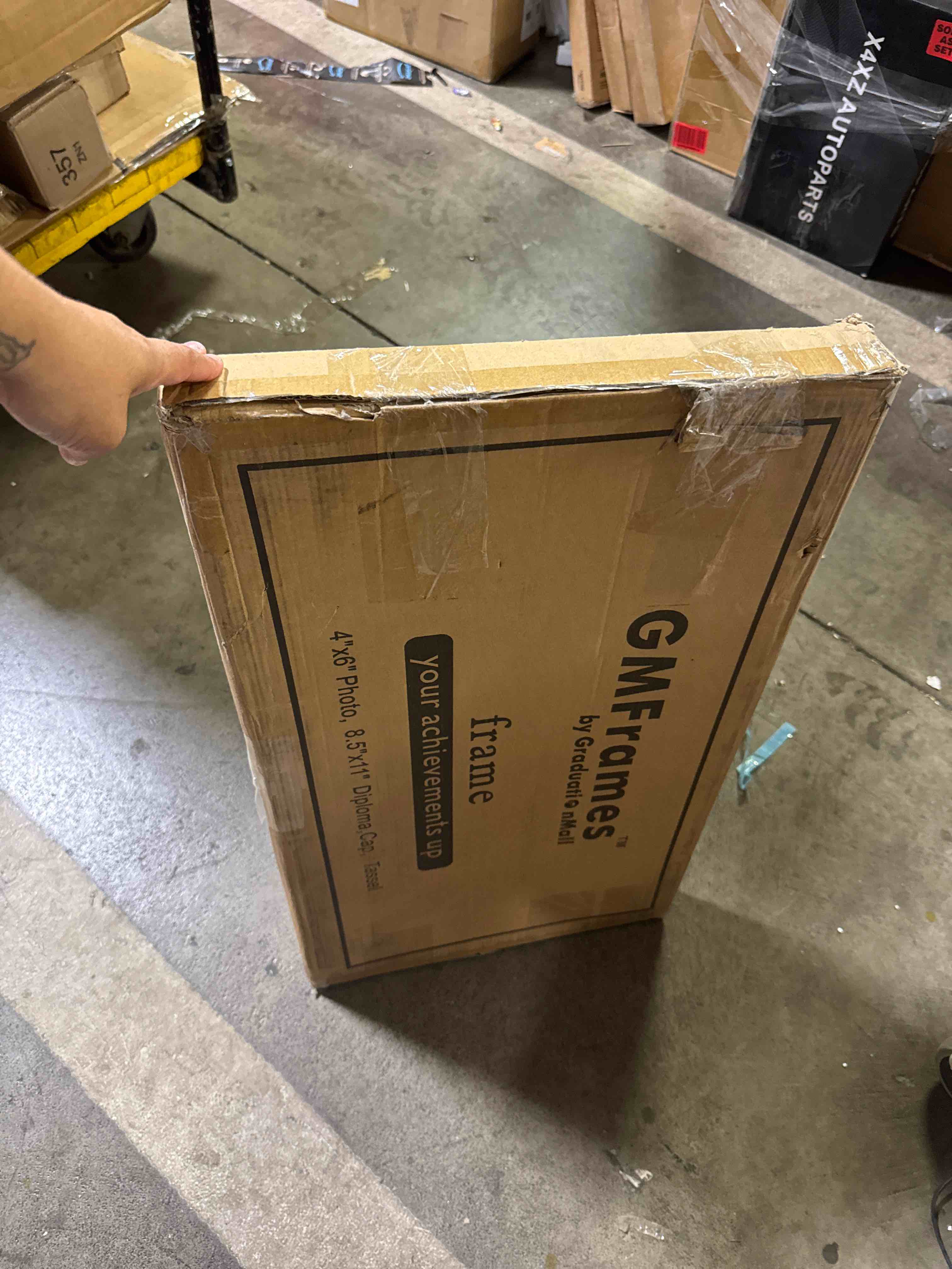 https://s3.amazonaws.com/lotting-images-prod/phillipi/BRN1924188_1753816692154.jpeg