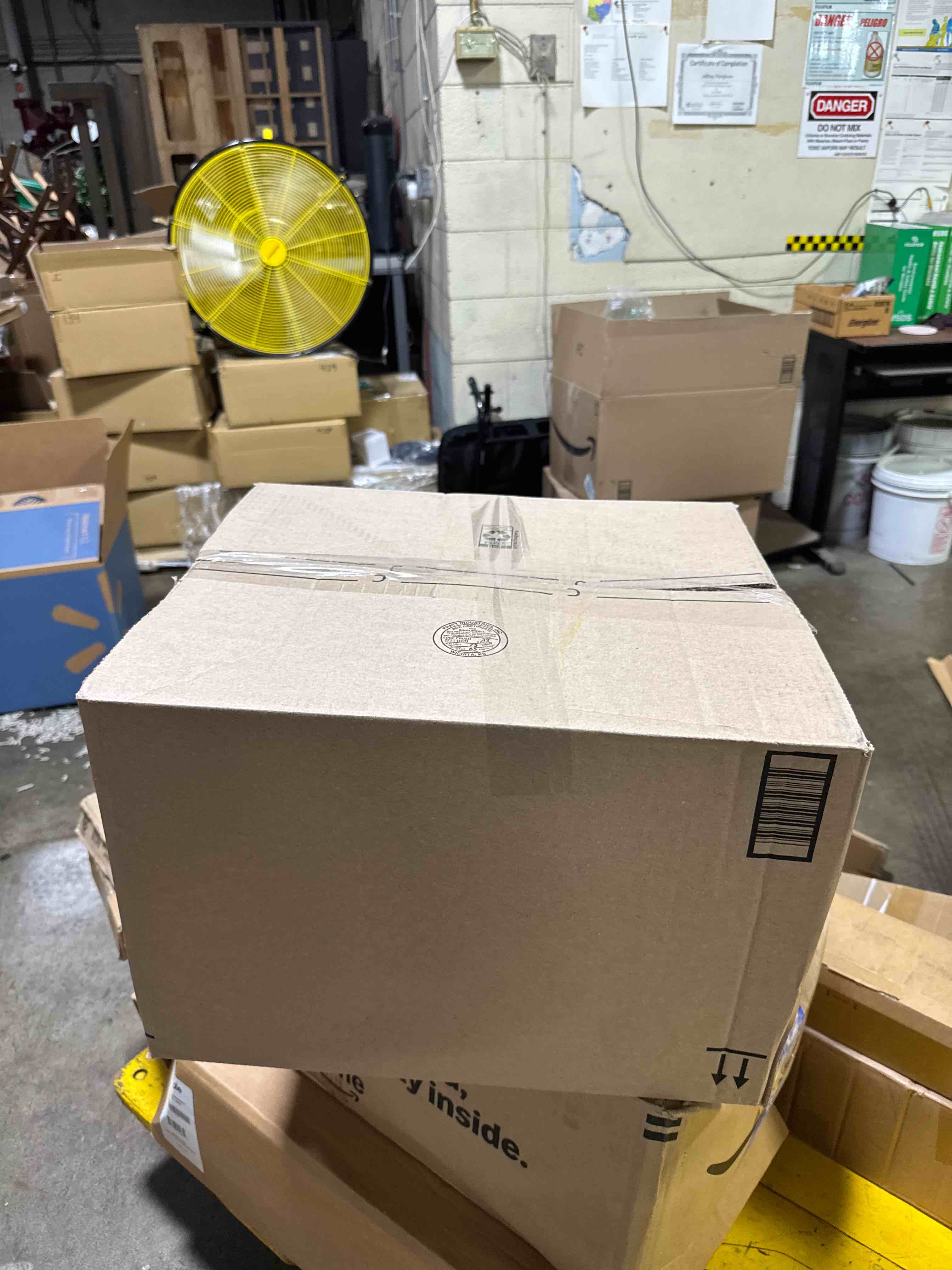 https://s3.amazonaws.com/lotting-images-prod/phillipi/BRN1924230_1753880428334.jpeg