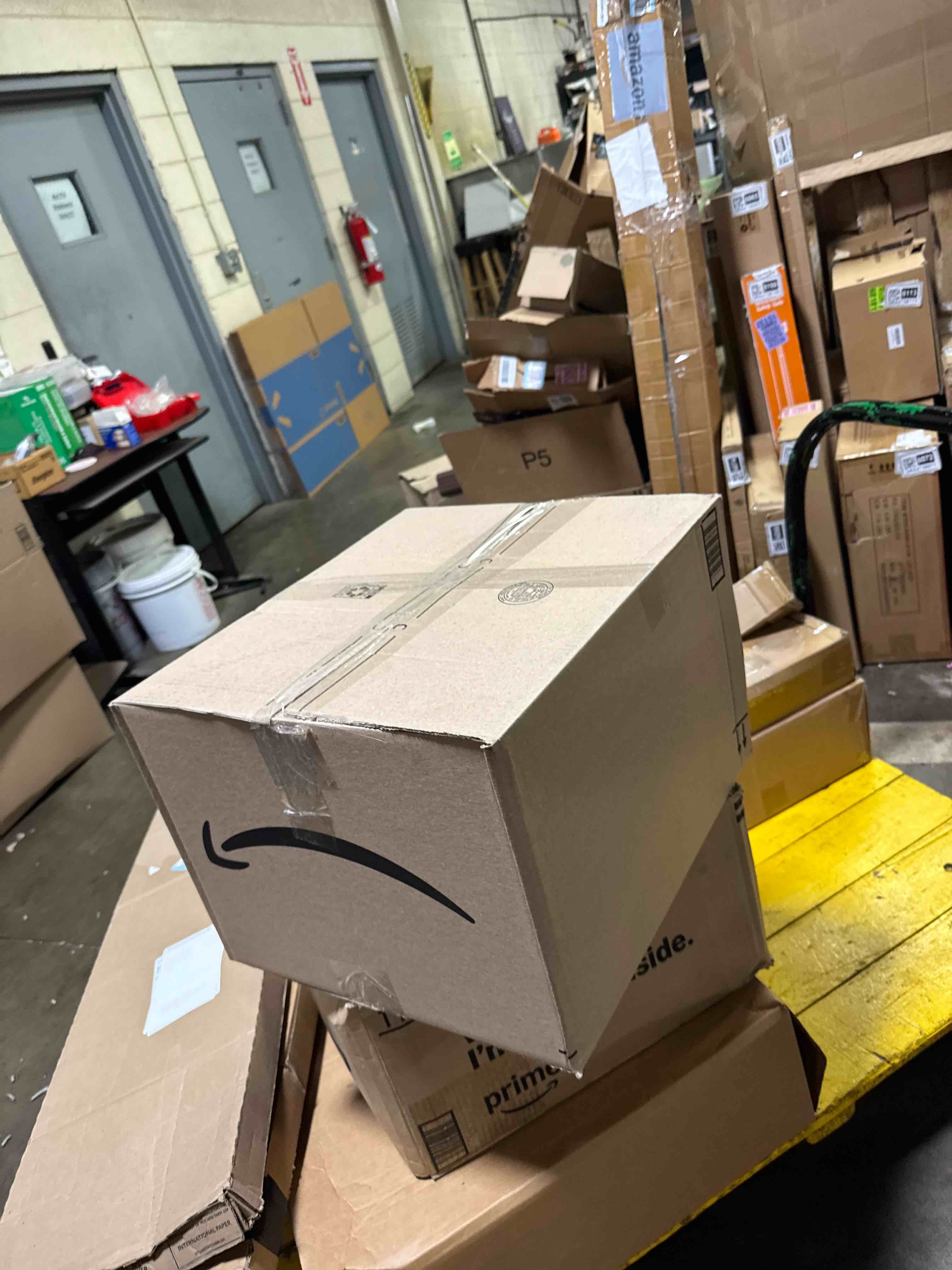 https://s3.amazonaws.com/lotting-images-prod/phillipi/BRN1924230_1753880429223.jpeg