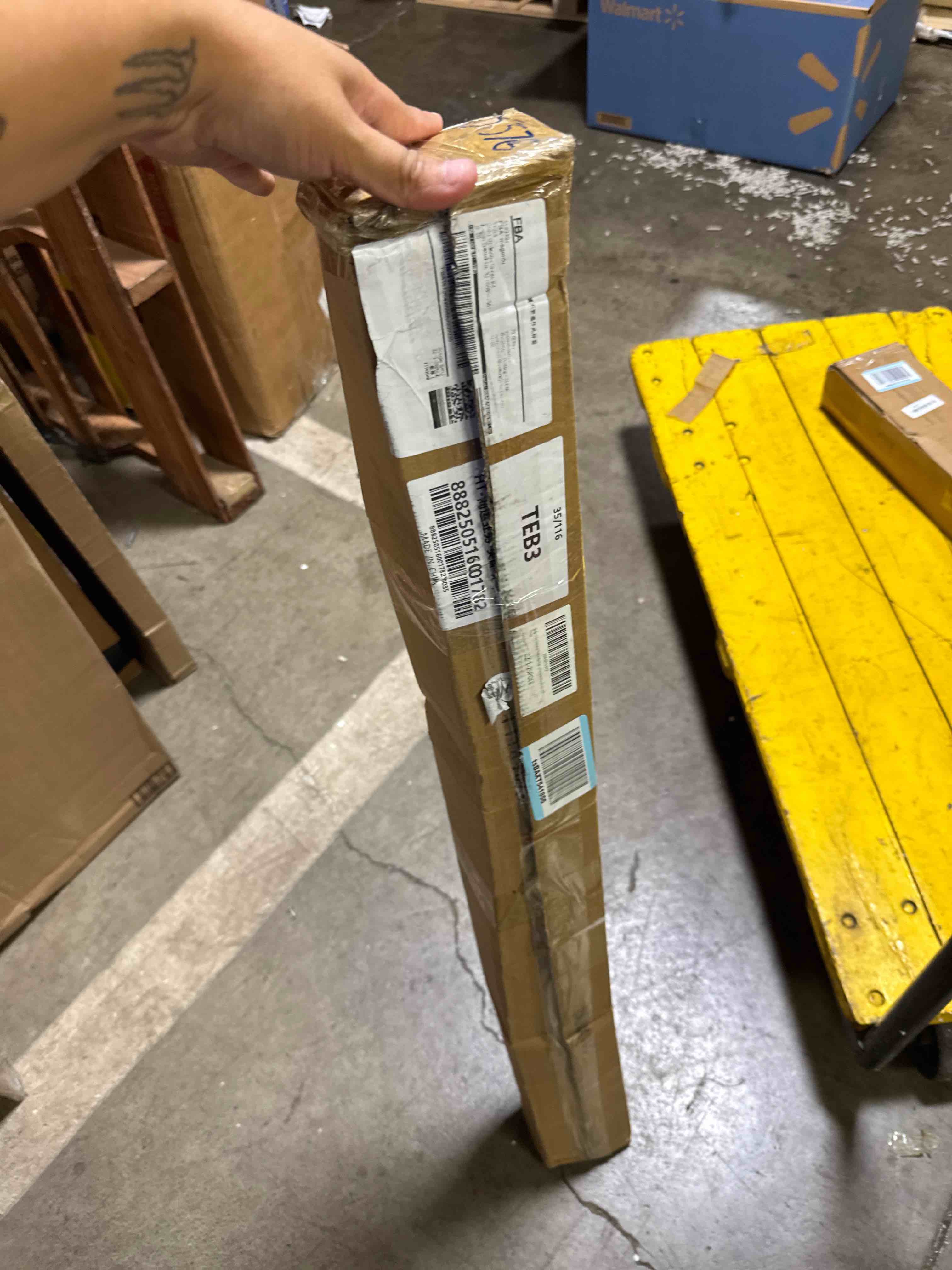 https://s3.amazonaws.com/lotting-images-prod/phillipi/BRN1924237_1753881469190.jpeg