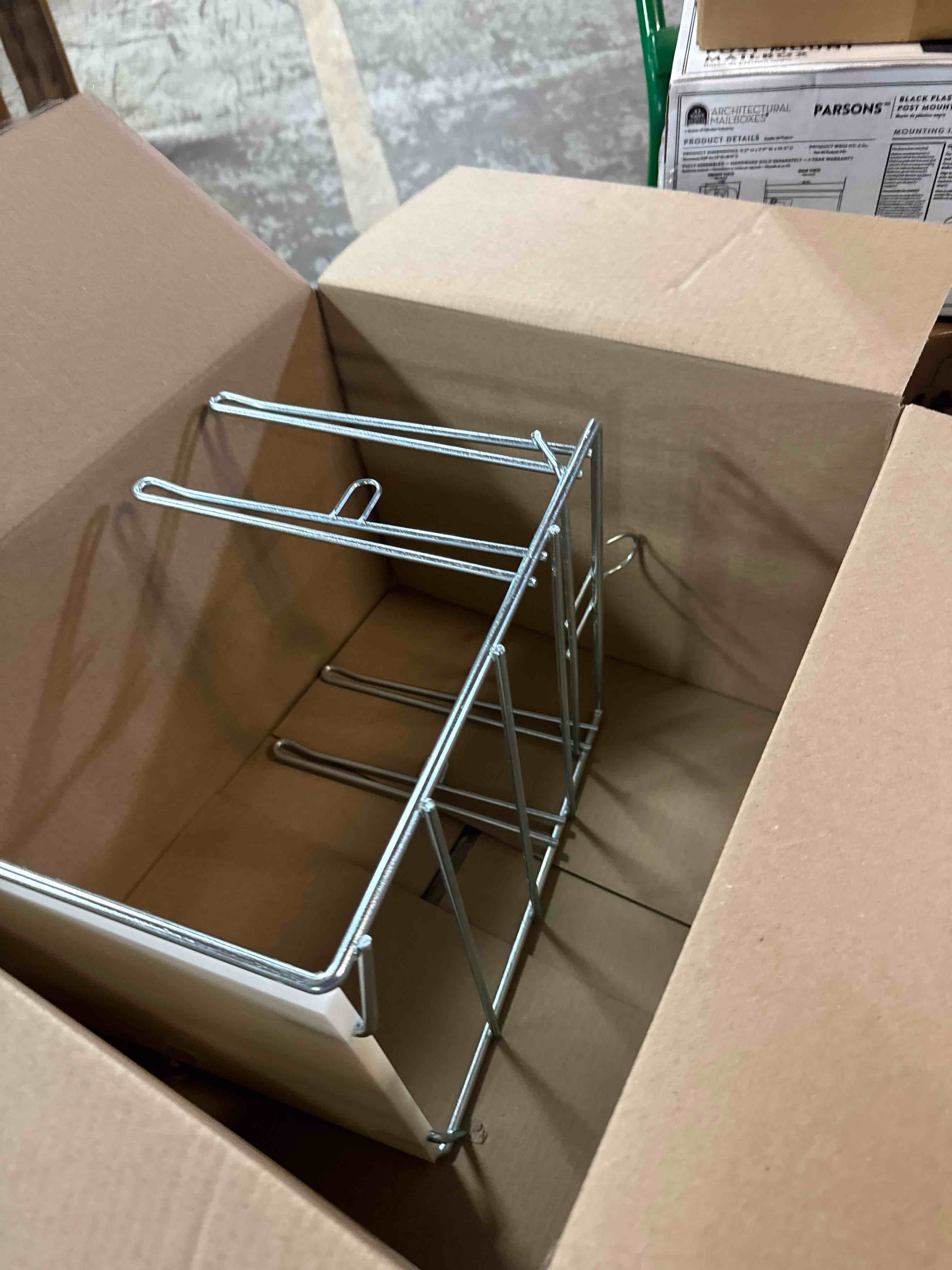 https://s3.amazonaws.com/lotting-images-prod/phillipi/BRN1924242_1753897504699.jpeg