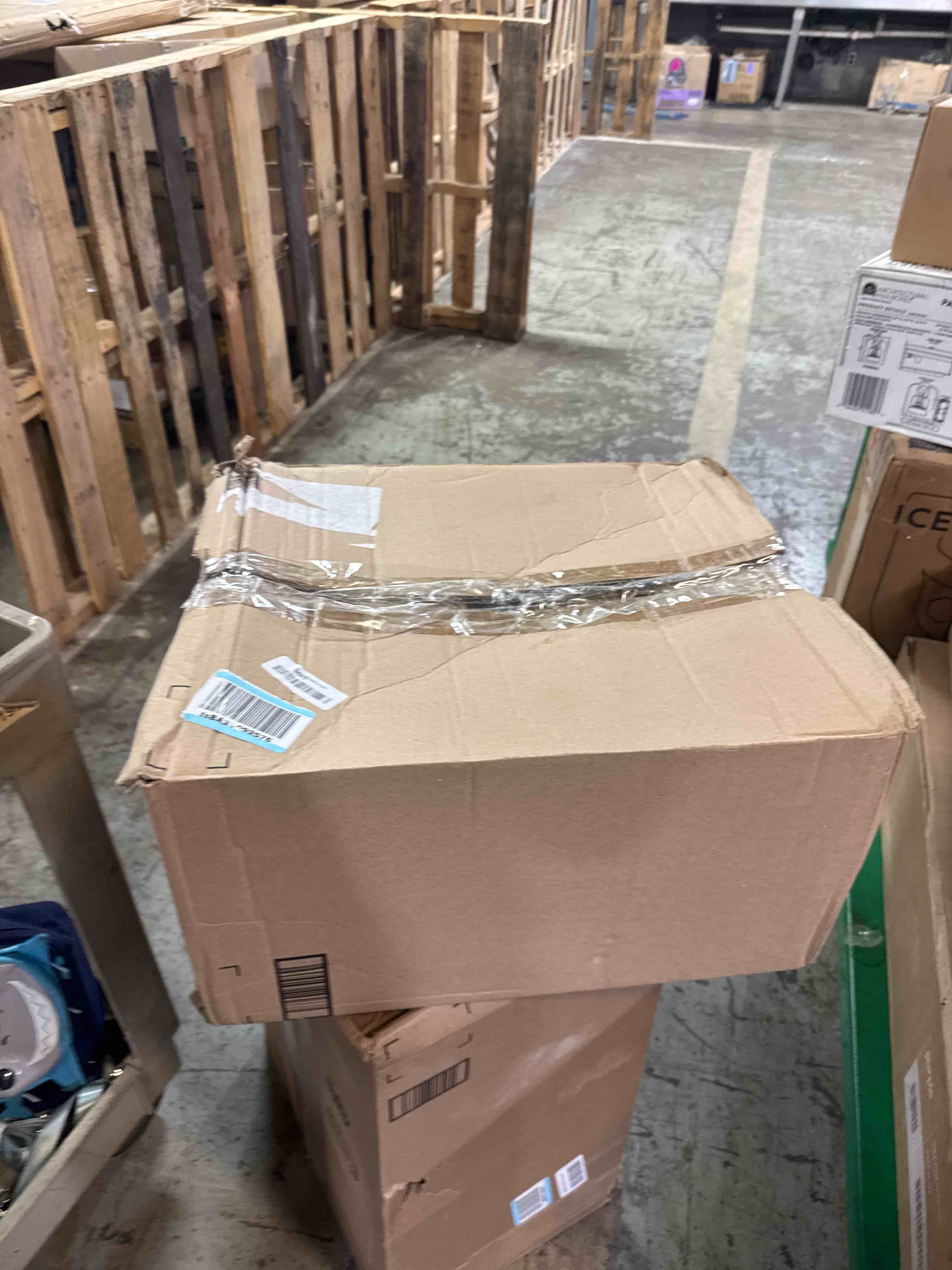 https://s3.amazonaws.com/lotting-images-prod/phillipi/BRN1924247_1753898040320.jpeg