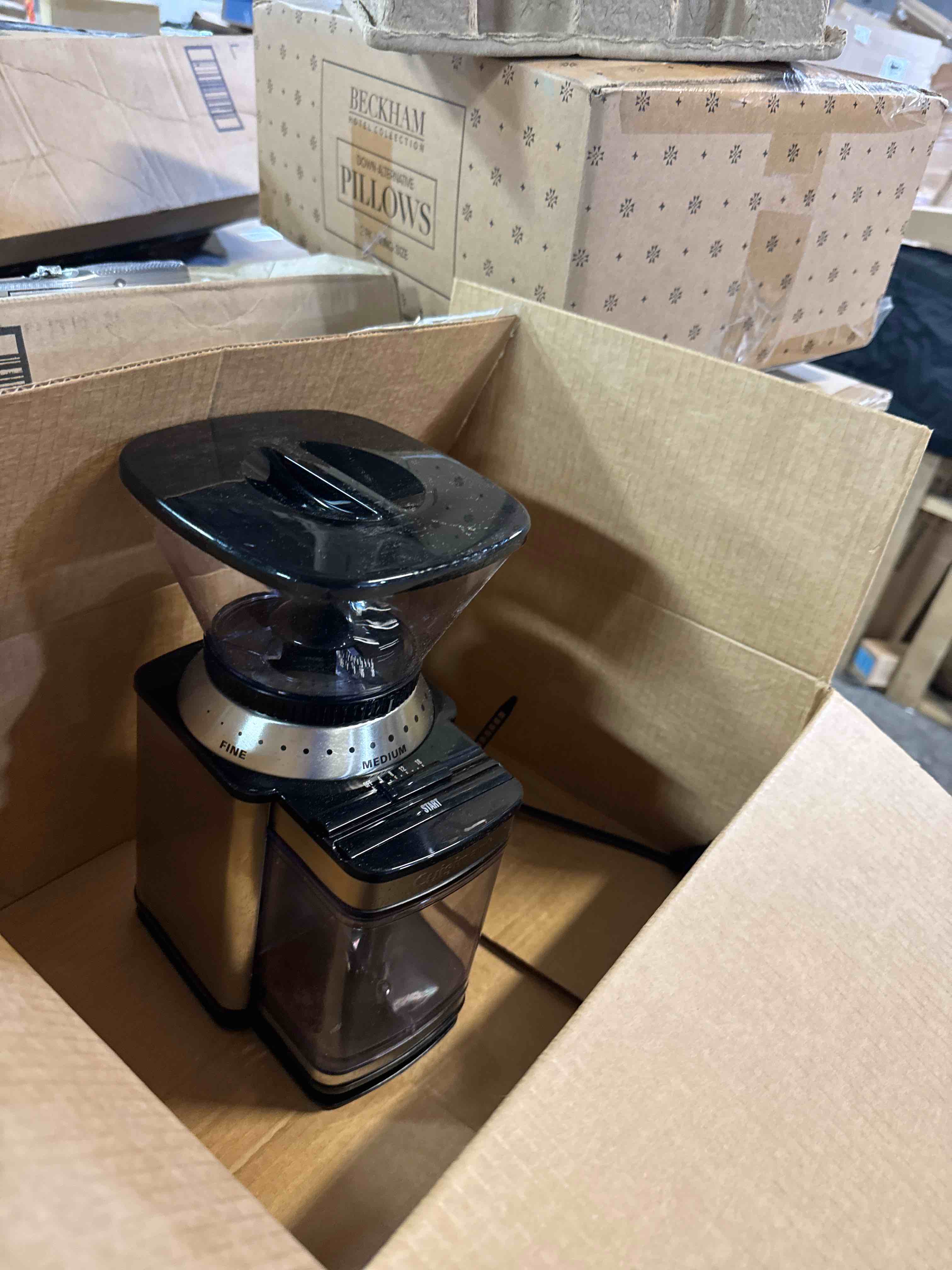 https://s3.amazonaws.com/lotting-images-prod/phillipi/BRN1924256_1753900138094.jpeg