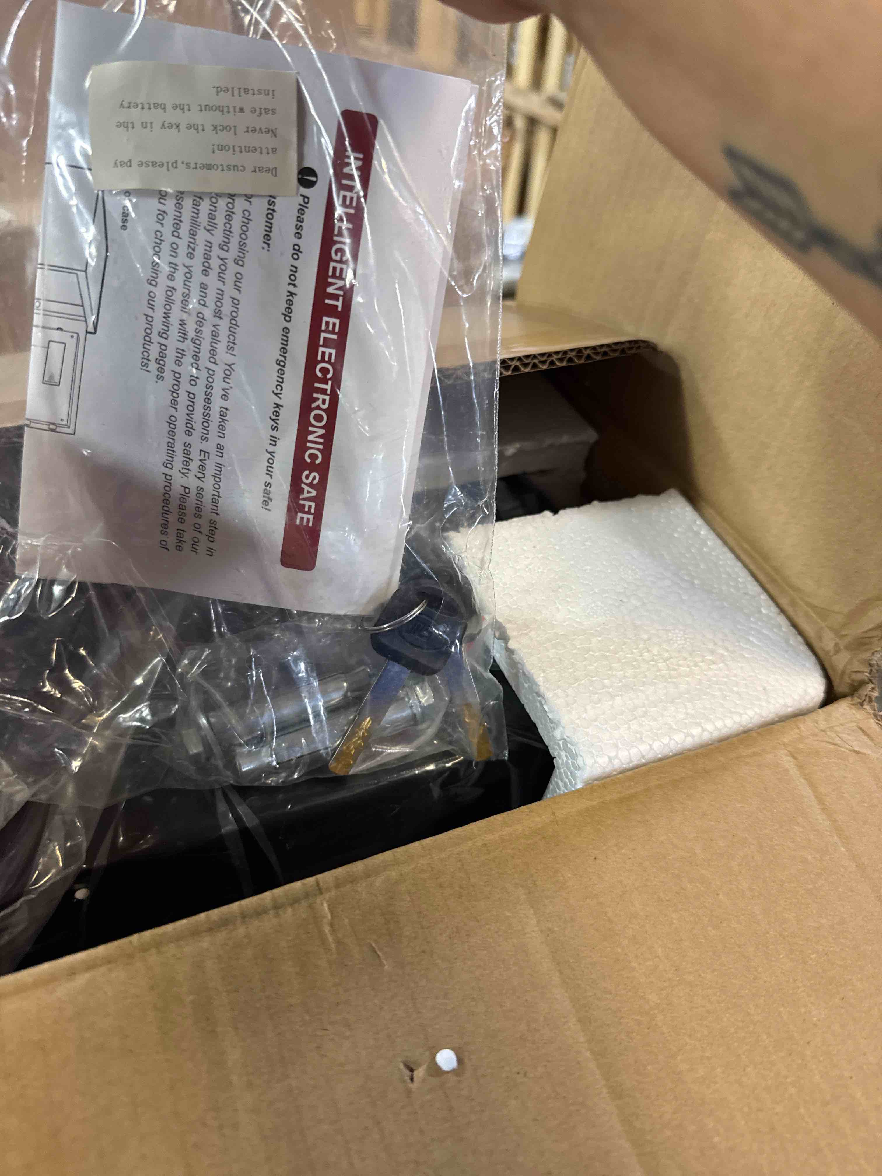 https://s3.amazonaws.com/lotting-images-prod/phillipi/BRN1924258_1753900402467.jpeg