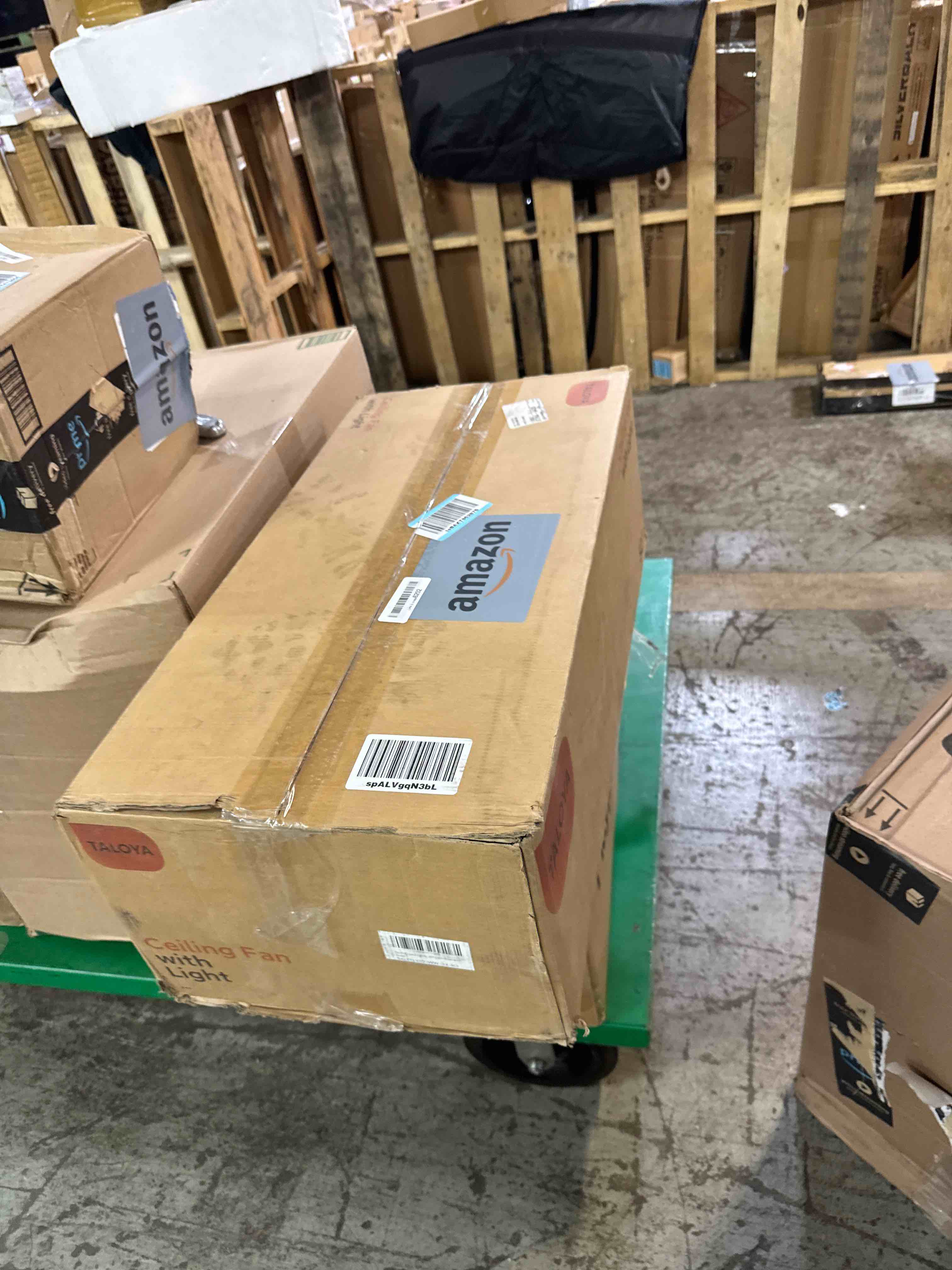https://s3.amazonaws.com/lotting-images-prod/phillipi/BRN1924261_1753900773716.jpeg