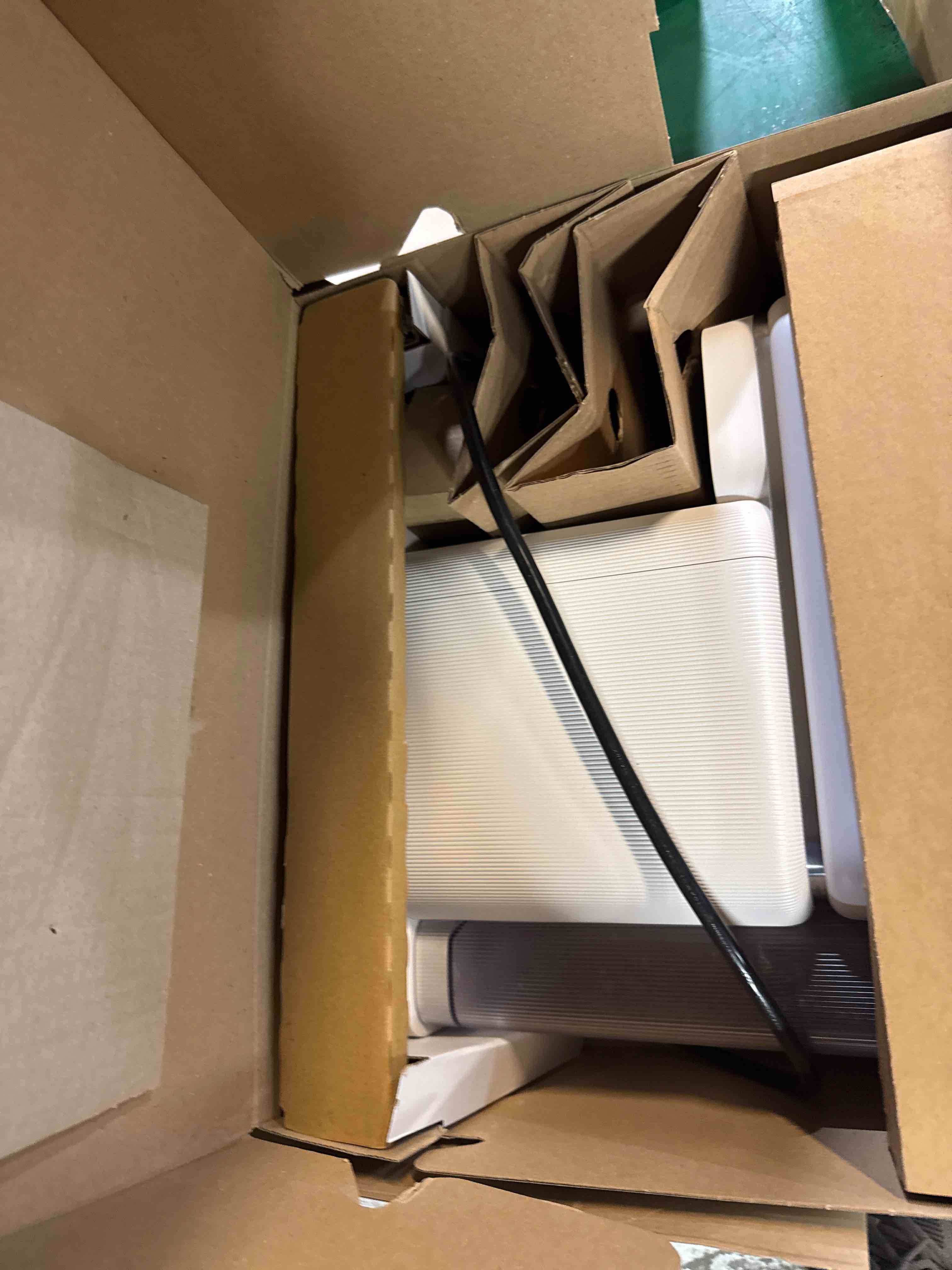 https://s3.amazonaws.com/lotting-images-prod/phillipi/BRN1924268_1753901772650.jpeg