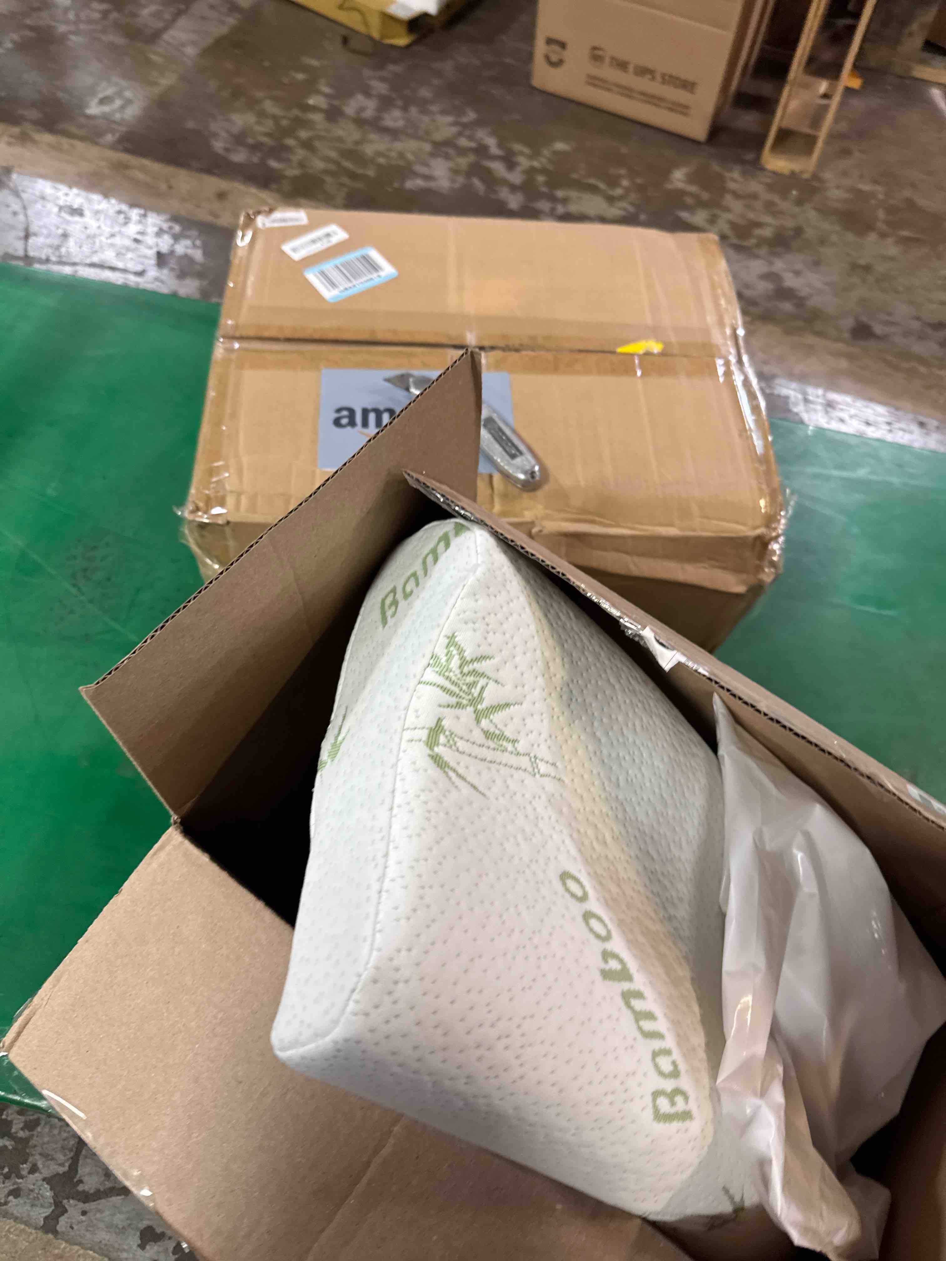 https://s3.amazonaws.com/lotting-images-prod/phillipi/BRN1924282_1753966854523.jpeg