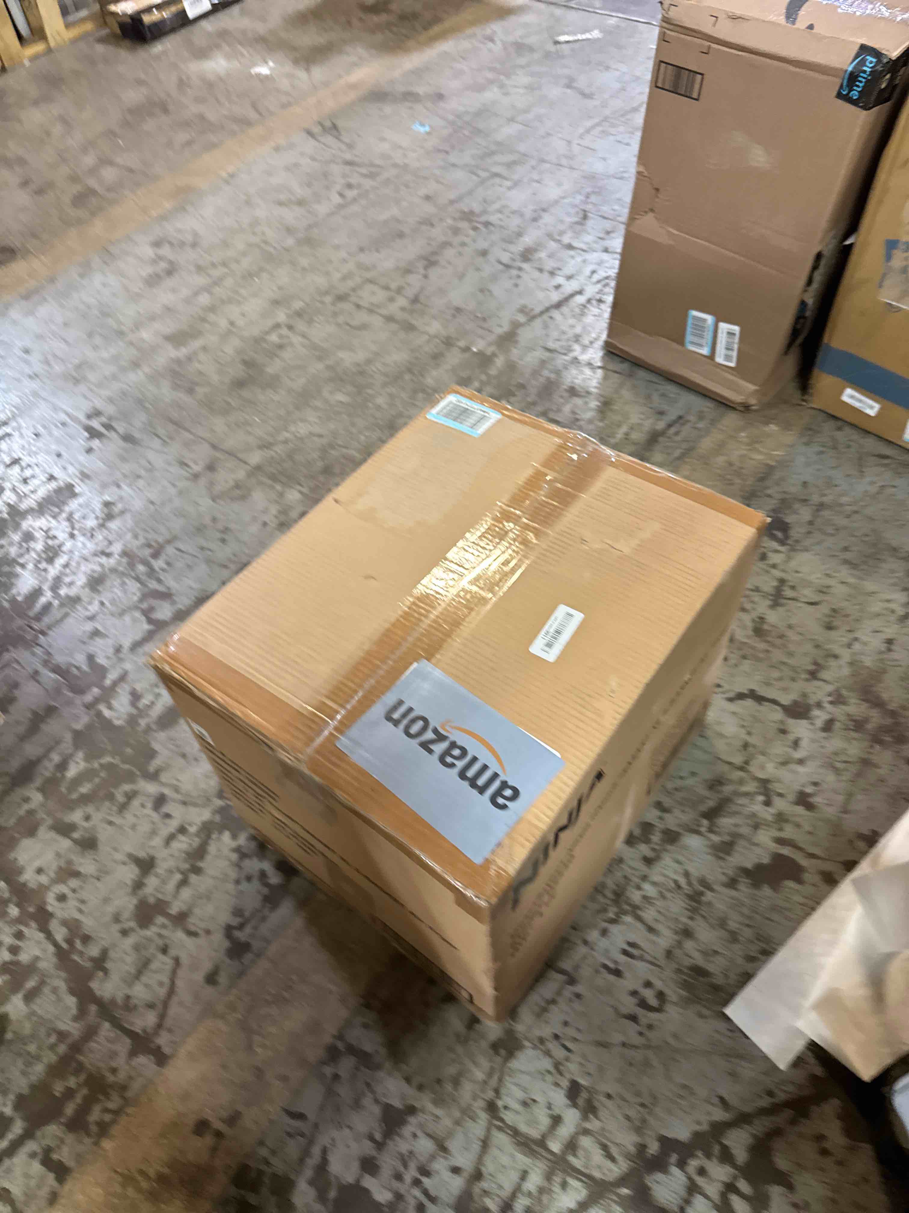https://s3.amazonaws.com/lotting-images-prod/phillipi/BRN1924284_1753967820504.jpeg