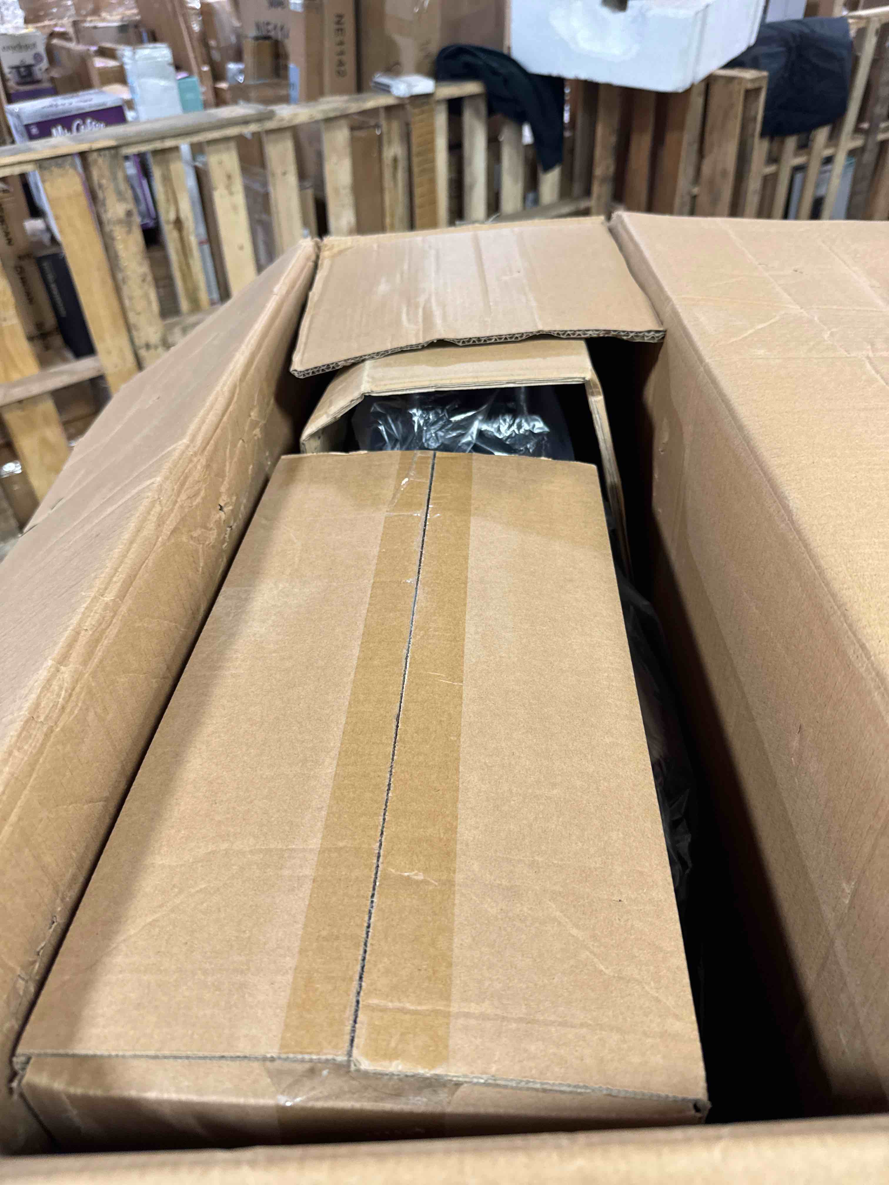 https://s3.amazonaws.com/lotting-images-prod/phillipi/BRN1924297_1753969448260.jpeg