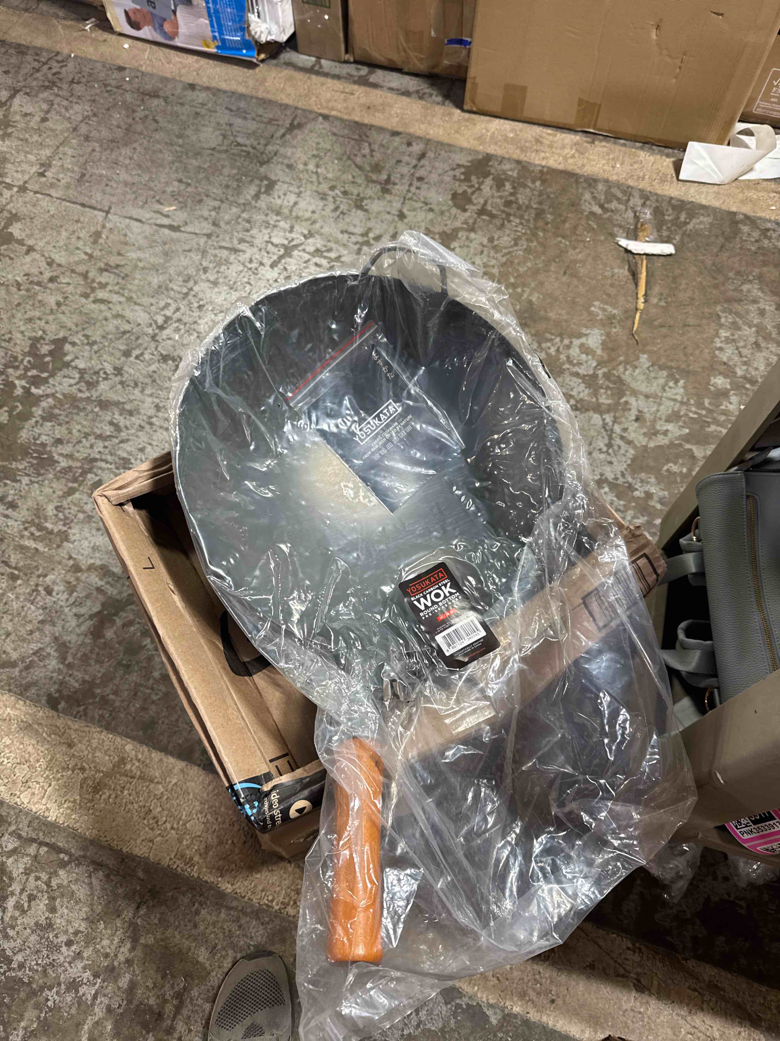 https://s3.amazonaws.com/lotting-images-prod/phillipi/BRN1924317_1753993960798.jpeg