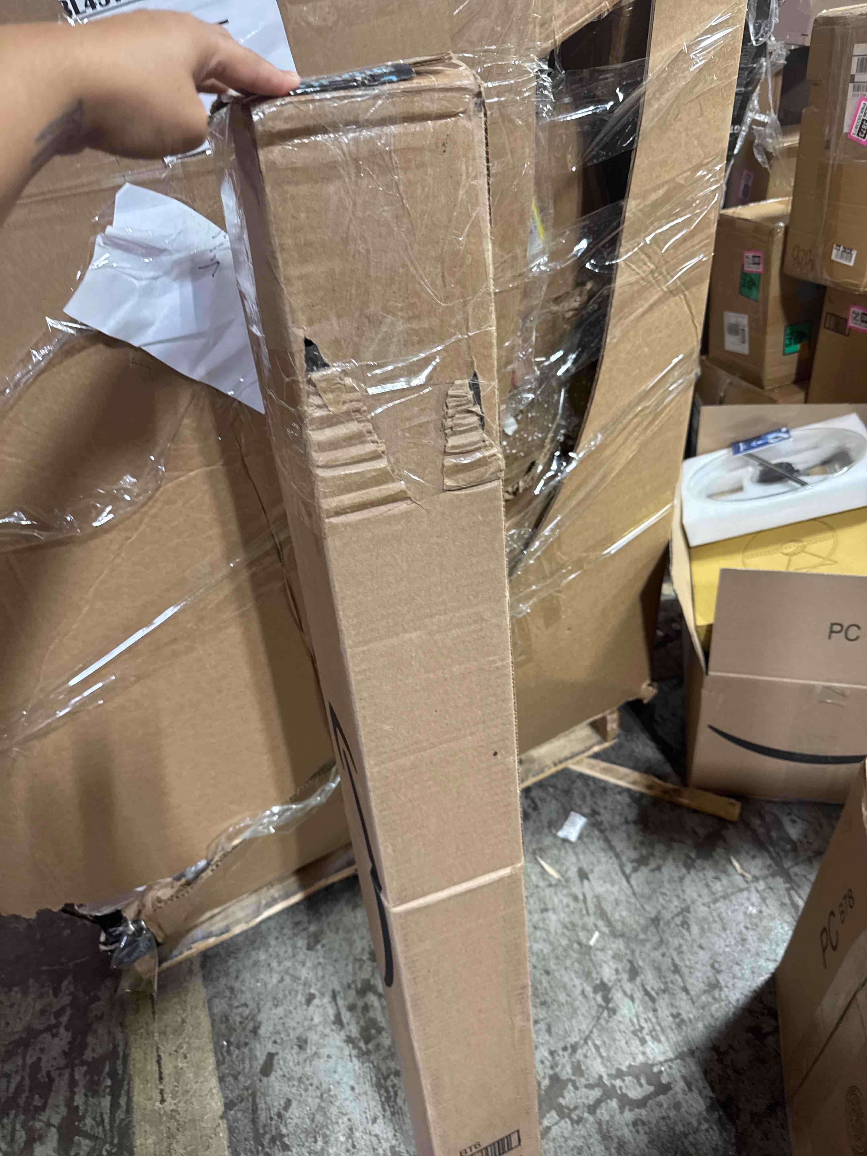https://s3.amazonaws.com/lotting-images-prod/phillipi/BRN1924337_1754060551277.jpeg