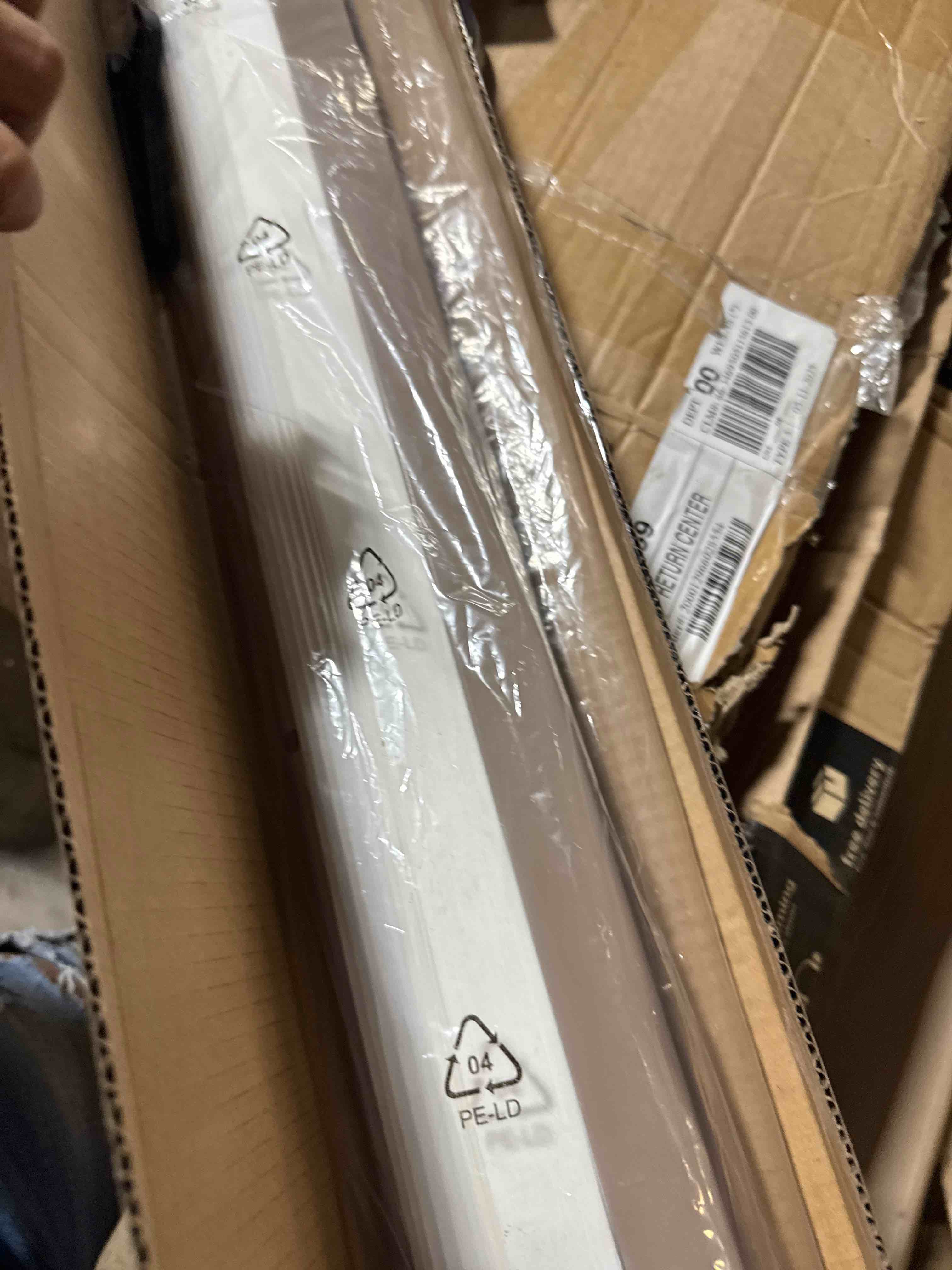 https://s3.amazonaws.com/lotting-images-prod/phillipi/BRN1924403_1754316361158.jpeg
