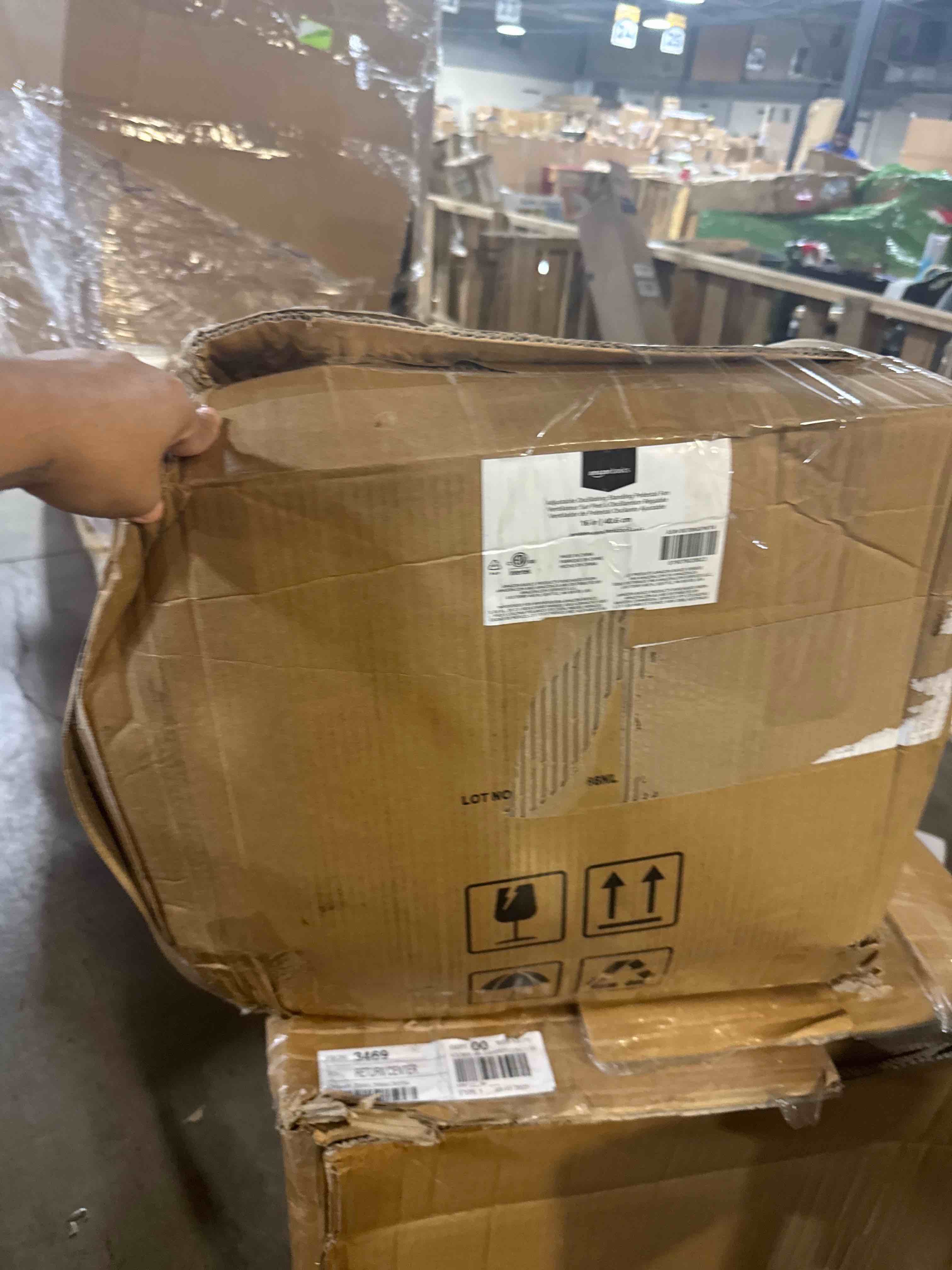 https://s3.amazonaws.com/lotting-images-prod/phillipi/BRN1924424_1754402860726.jpeg