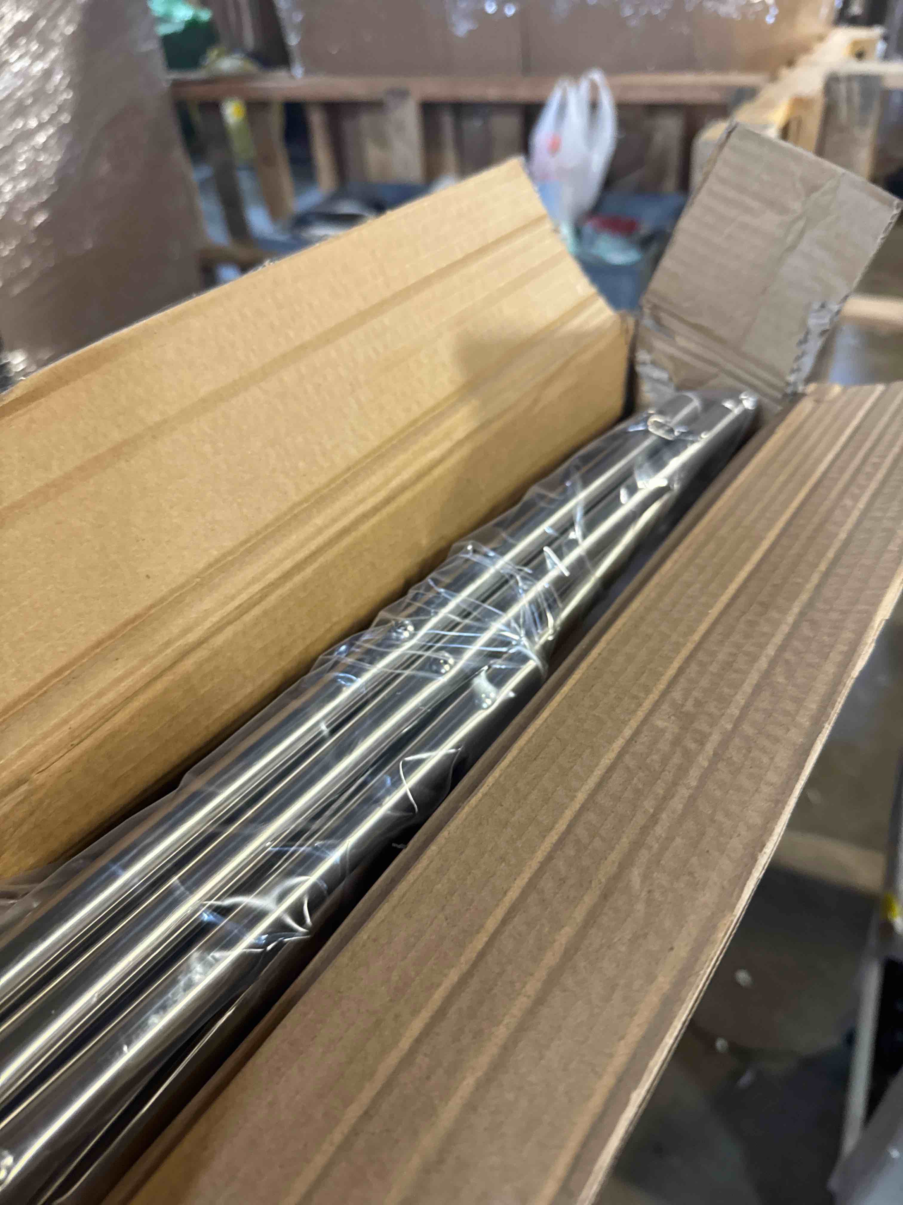 https://s3.amazonaws.com/lotting-images-prod/phillipi/BRN1924437_1754405673731.jpeg