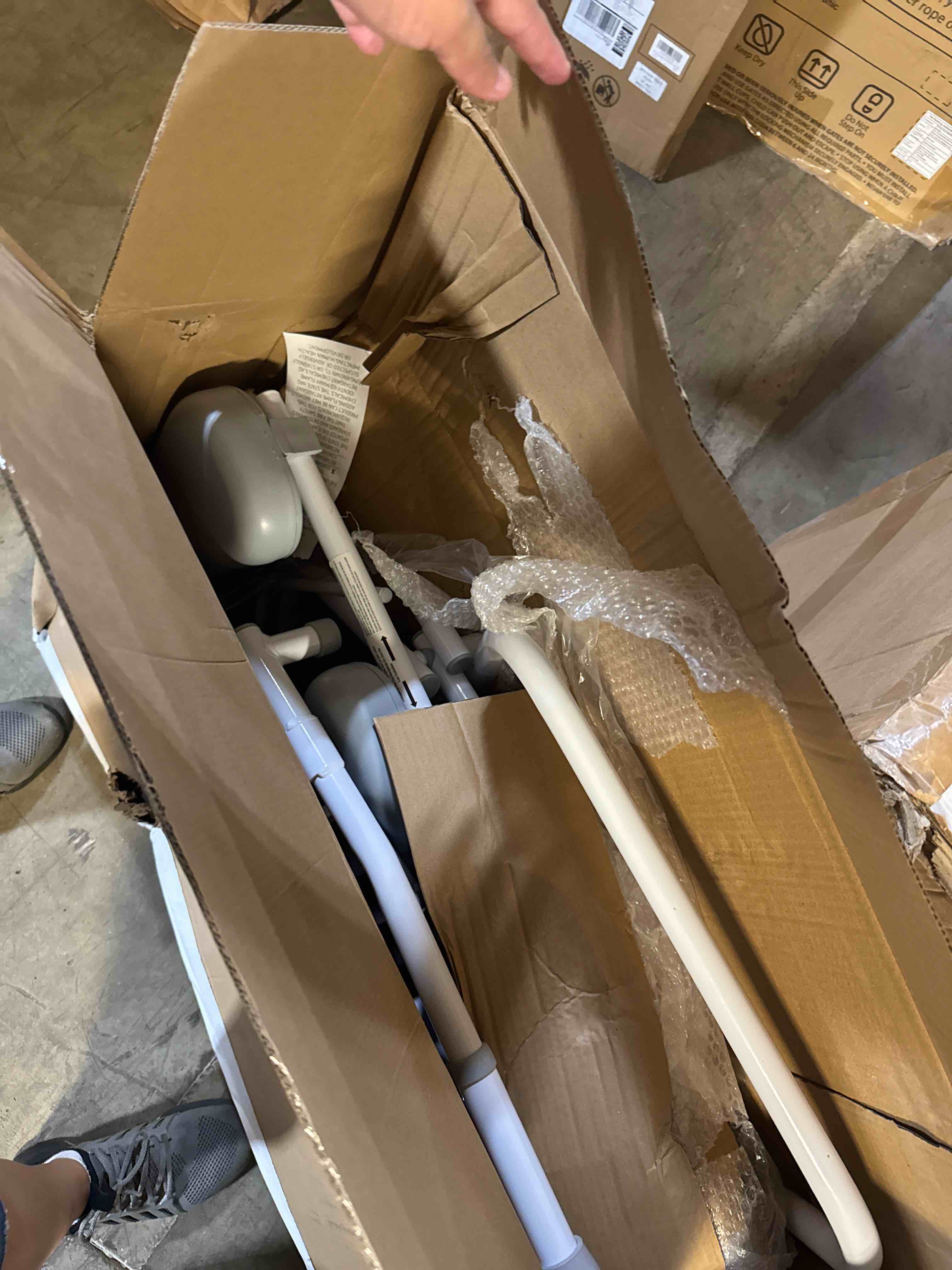 https://s3.amazonaws.com/lotting-images-prod/phillipi/BRN1924444_1754406855181.jpeg