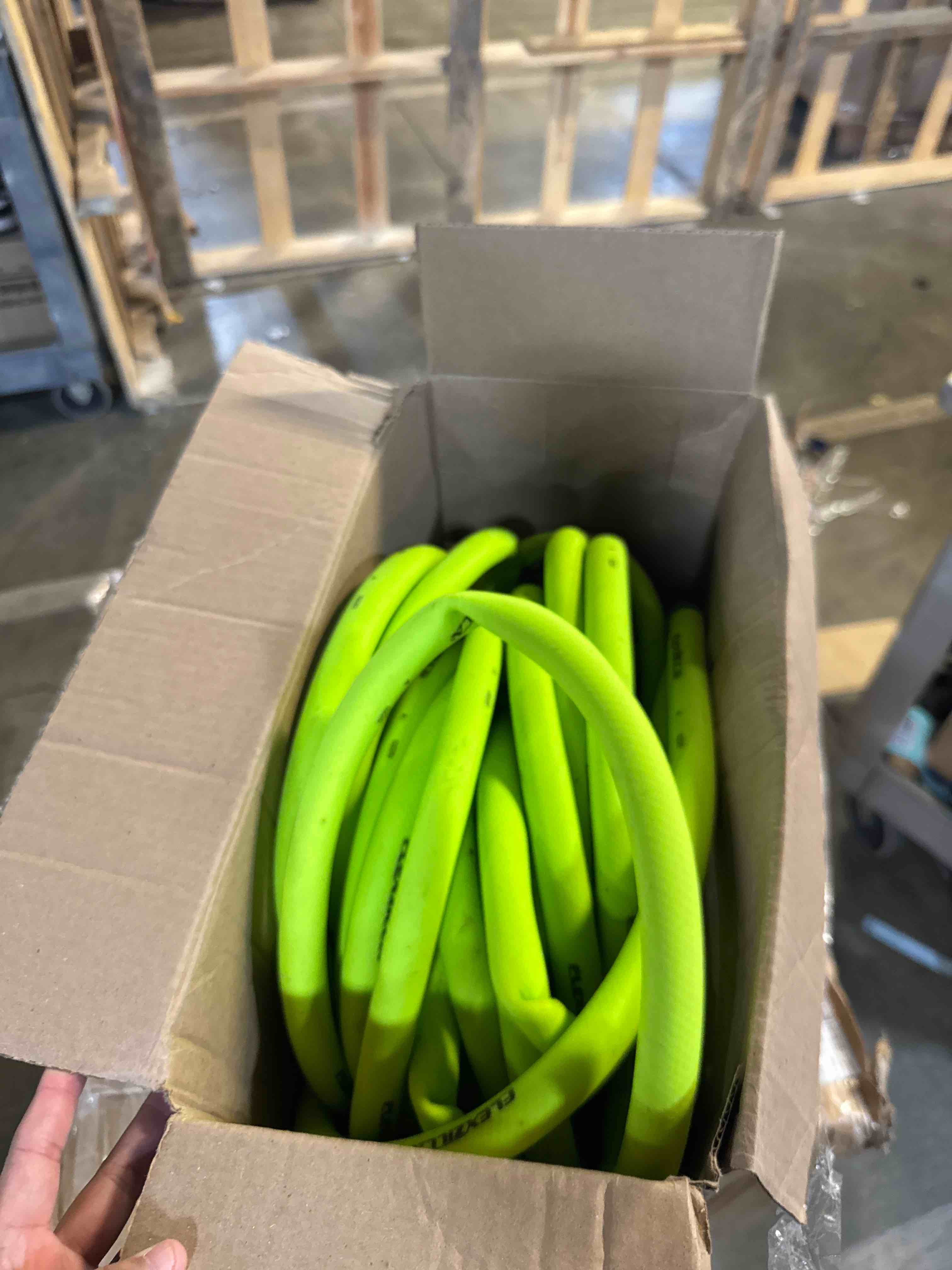 https://s3.amazonaws.com/lotting-images-prod/phillipi/BRN1924446_1754407160539.jpeg