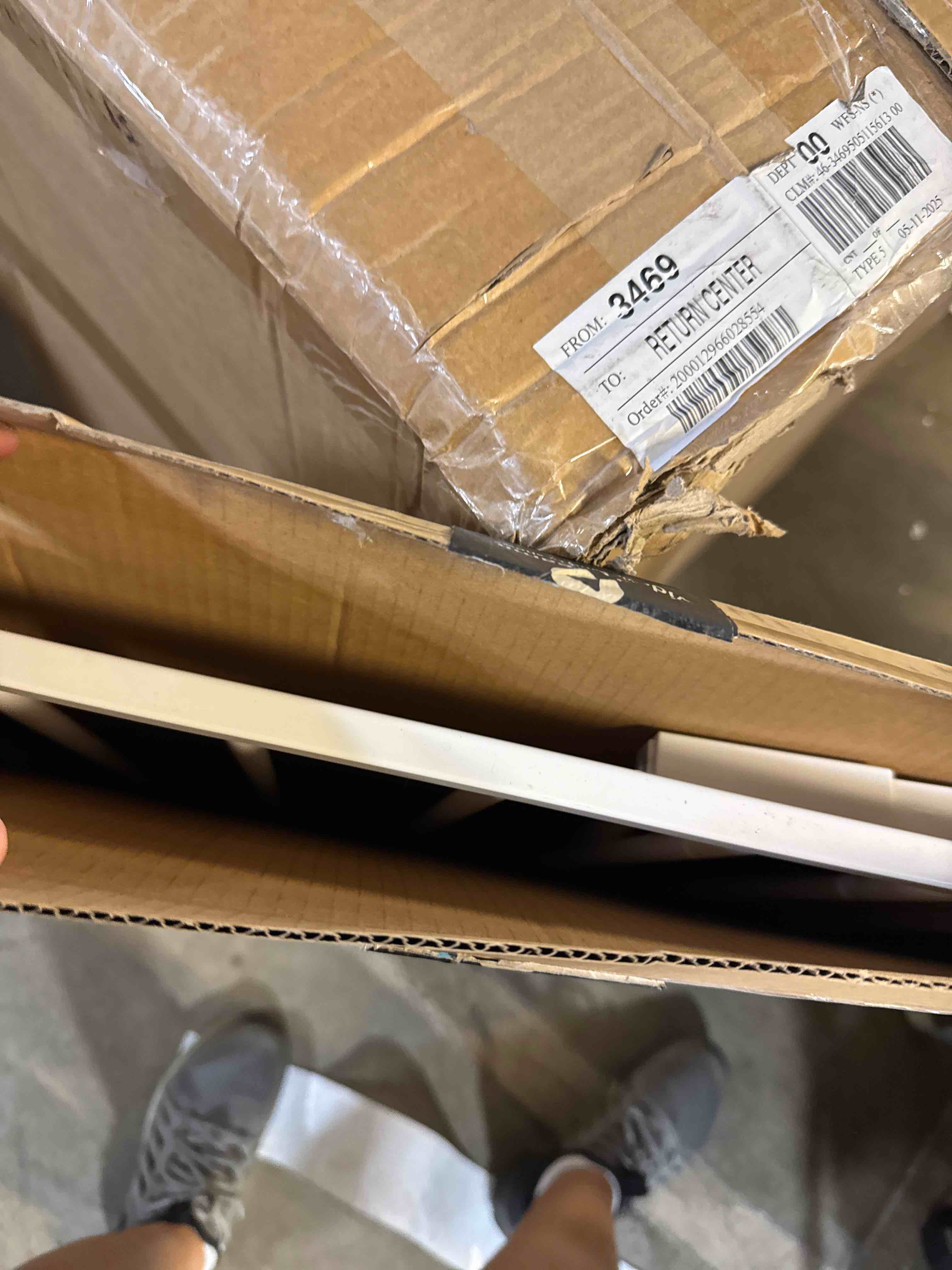 https://s3.amazonaws.com/lotting-images-prod/phillipi/BRN1924449_1754407567334.jpeg