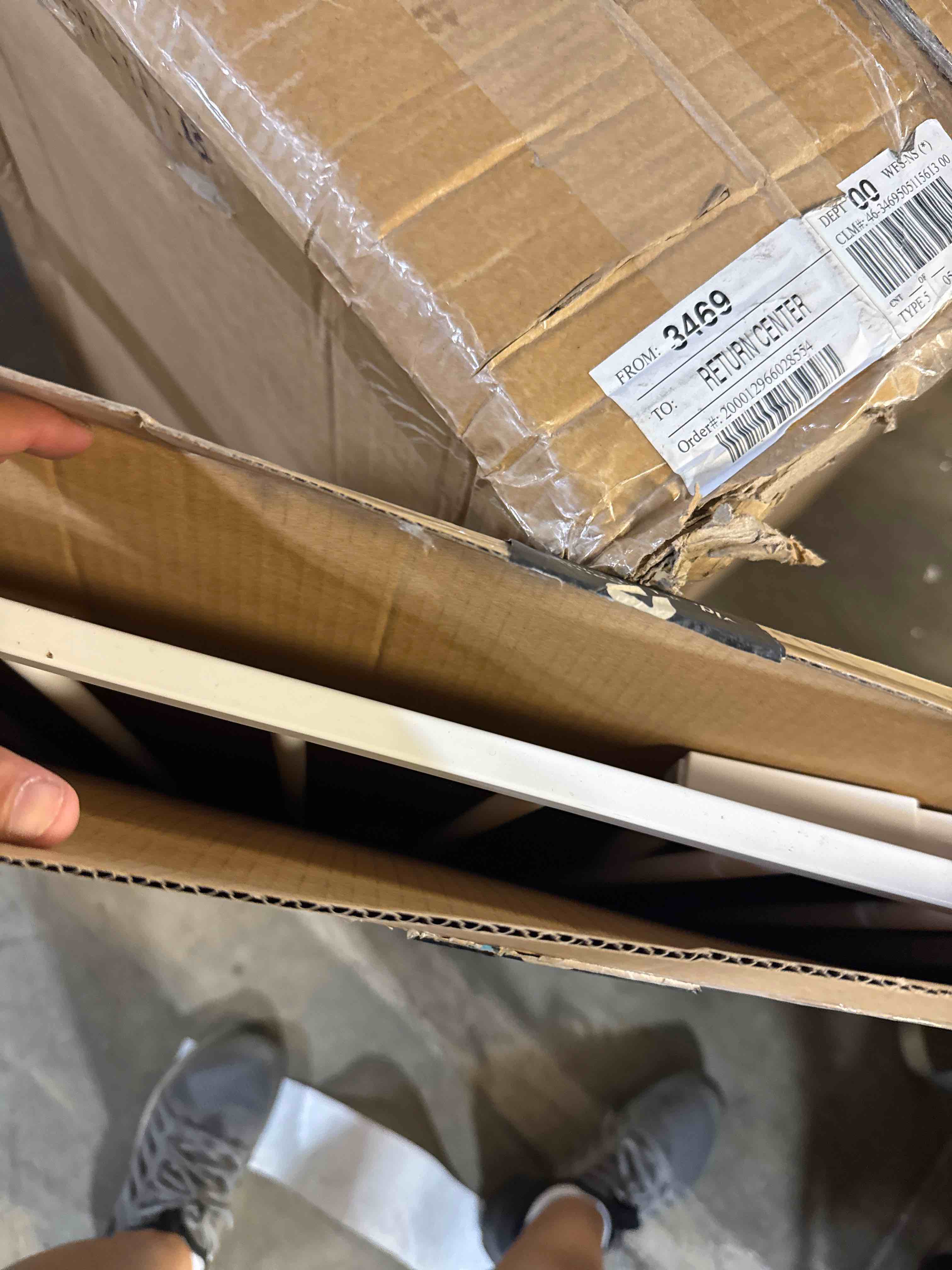 https://s3.amazonaws.com/lotting-images-prod/phillipi/BRN1924449_1754407568351.jpeg