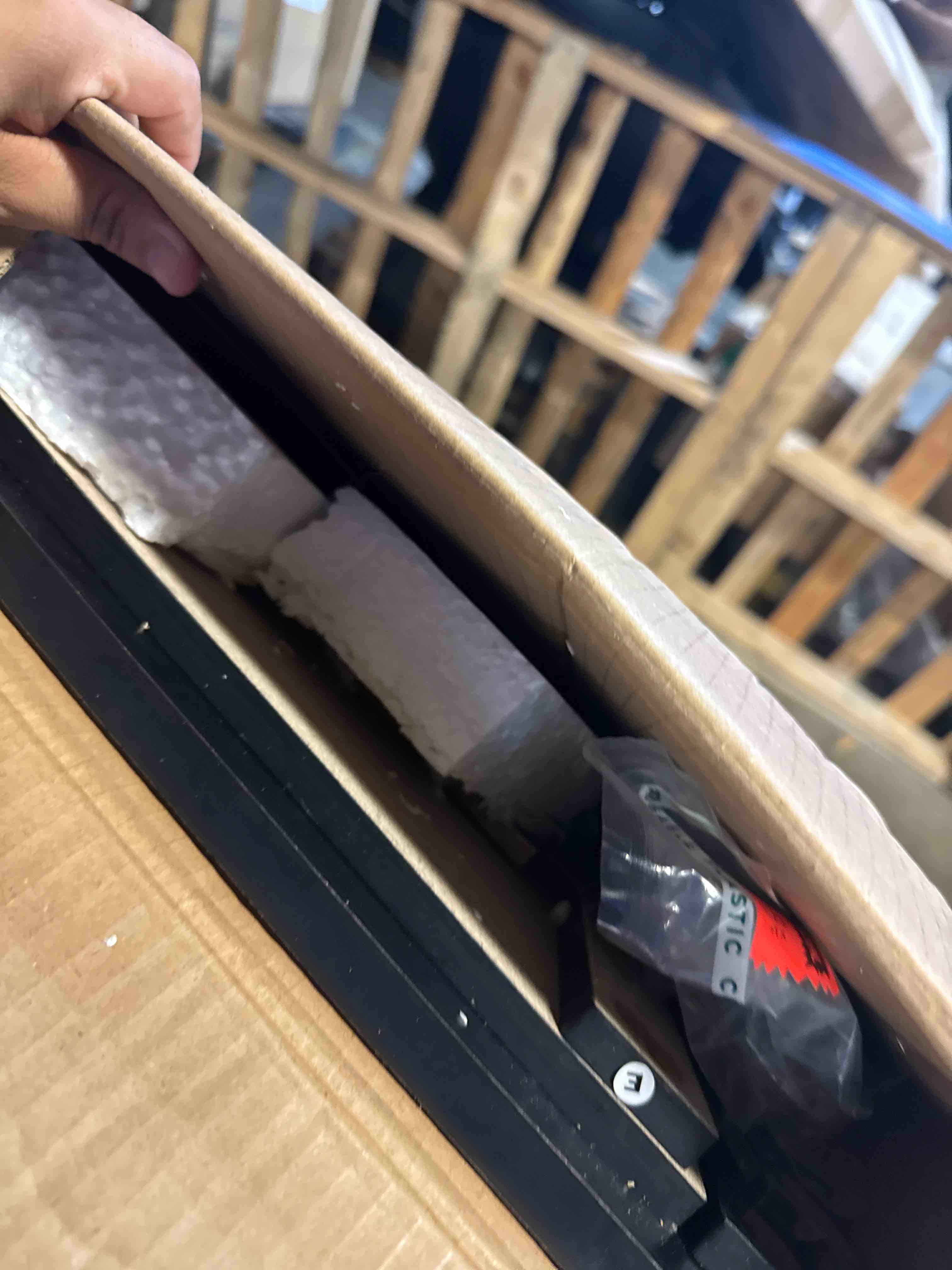 https://s3.amazonaws.com/lotting-images-prod/phillipi/BRN1924492_1754570761205.jpeg