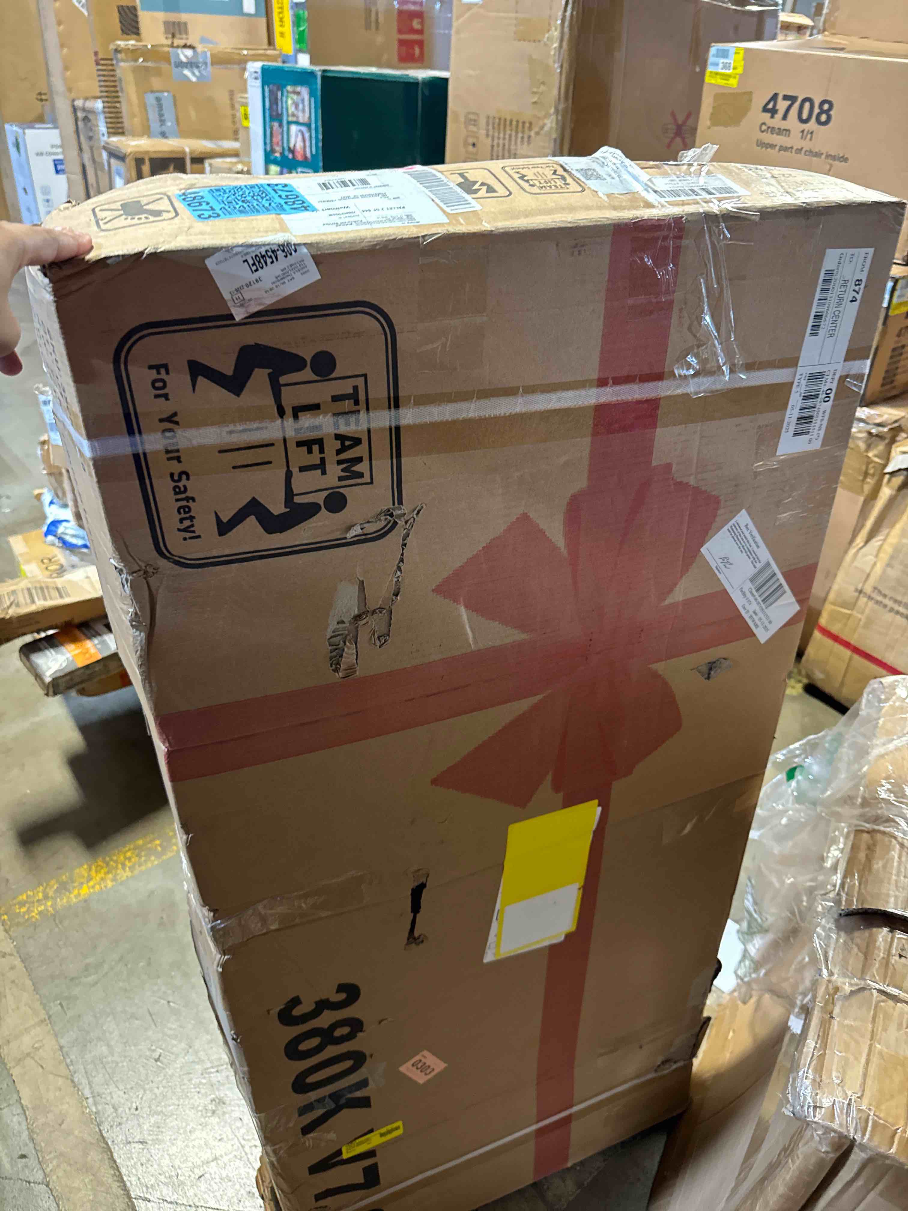 https://s3.amazonaws.com/lotting-images-prod/phillipi/BRN1924536_1754581540708.jpeg