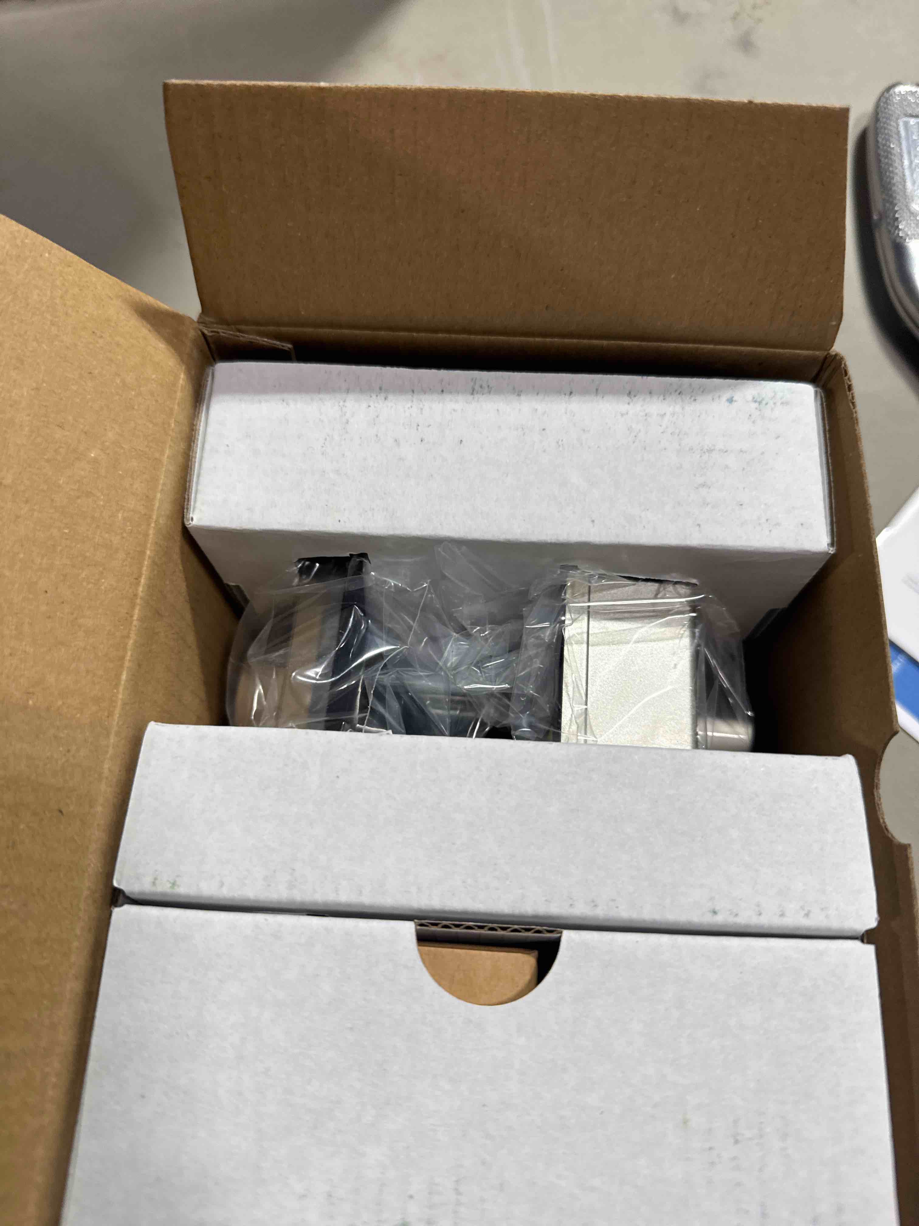 https://s3.amazonaws.com/lotting-images-prod/phillipi/BRN1924570_1754935165350.jpeg