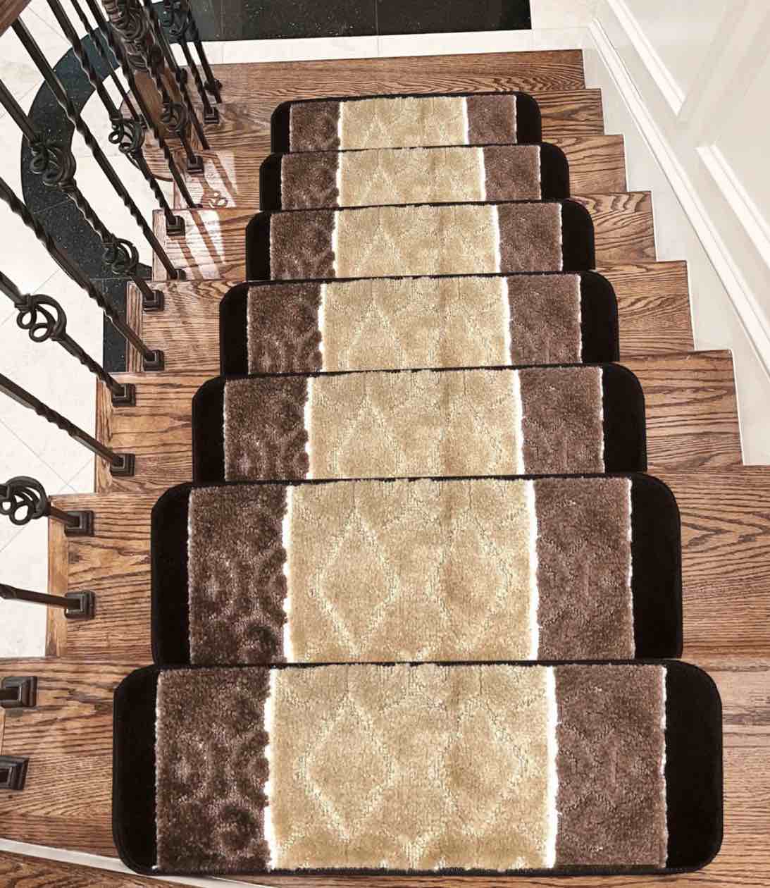 Karlstad Non-Slip Stair Tread ( Set of 7)