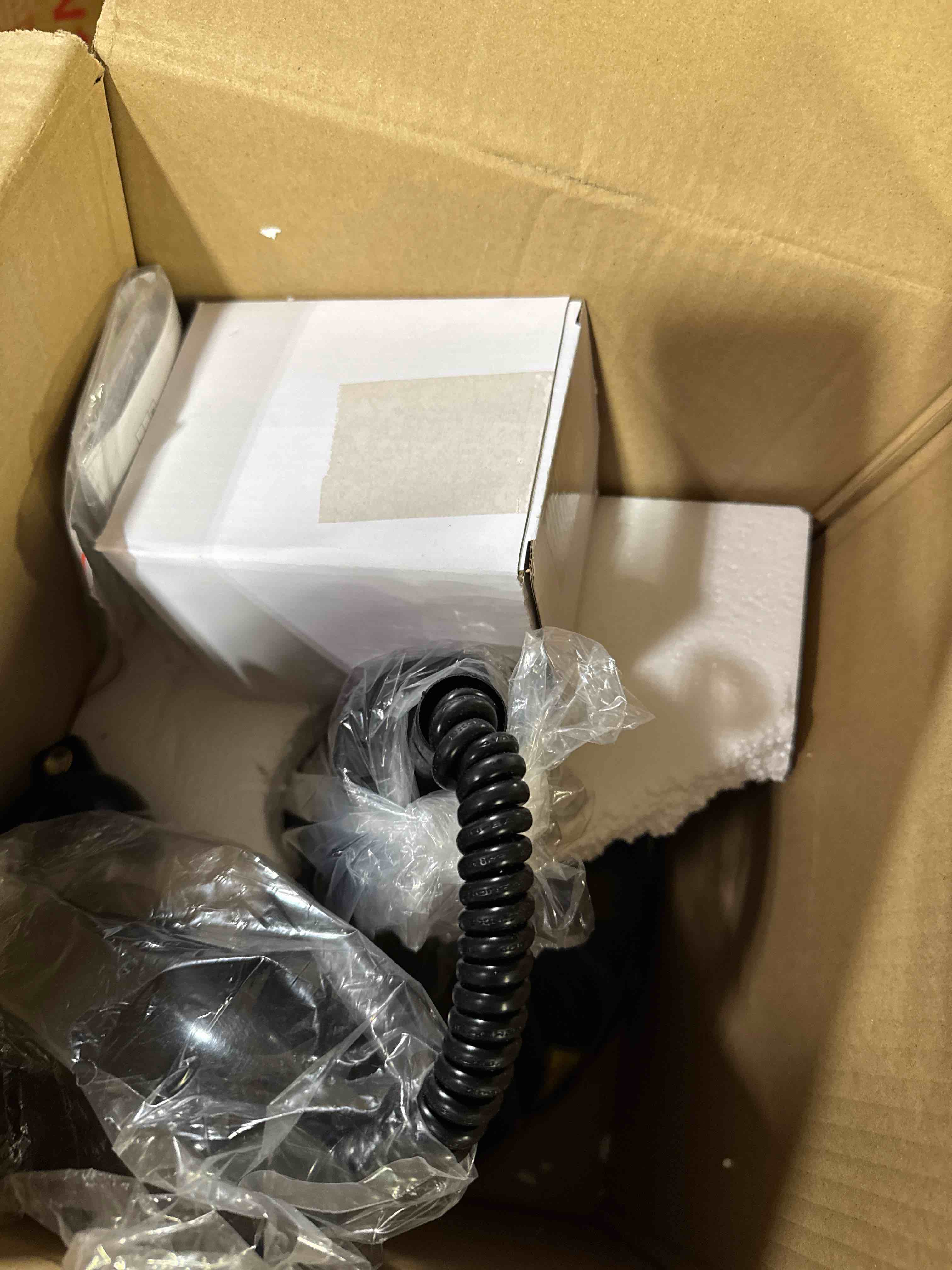 https://s3.amazonaws.com/lotting-images-prod/phillipi/BRN1924640_1755099793480.jpeg