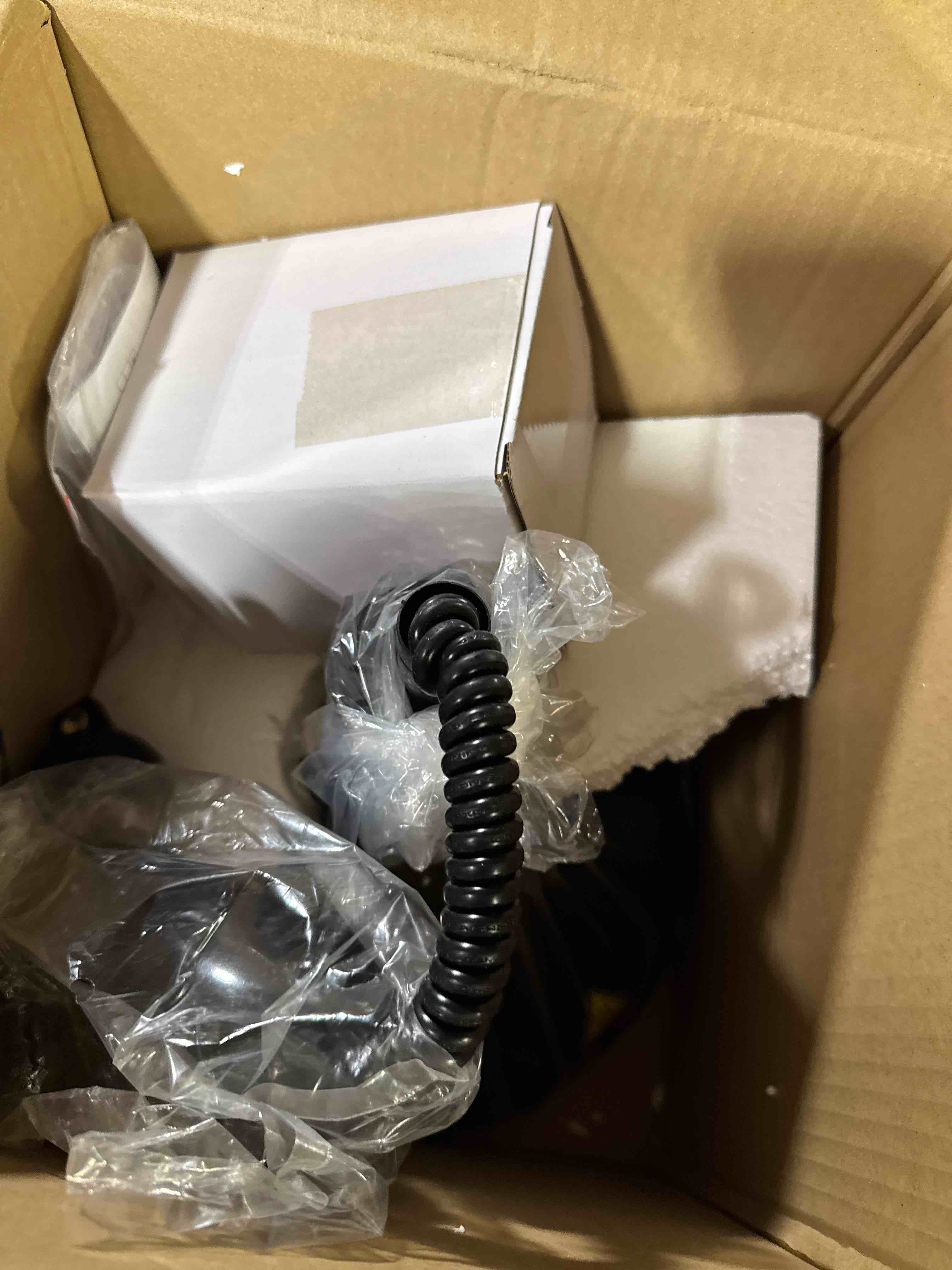 https://s3.amazonaws.com/lotting-images-prod/phillipi/BRN1924640_1755099794306.jpeg
