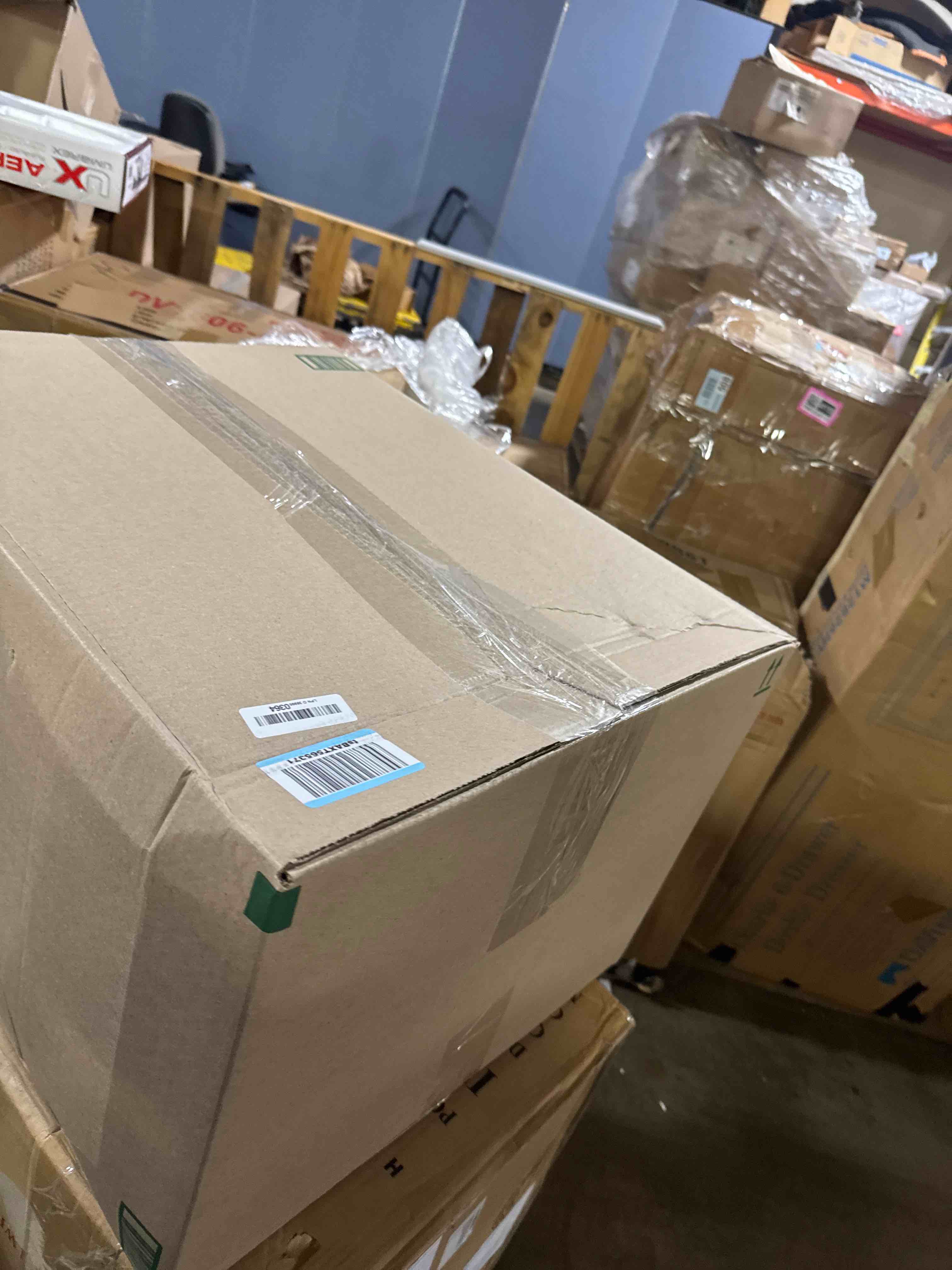 https://s3.amazonaws.com/lotting-images-prod/phillipi/BRN1924657_1755104769351.jpeg