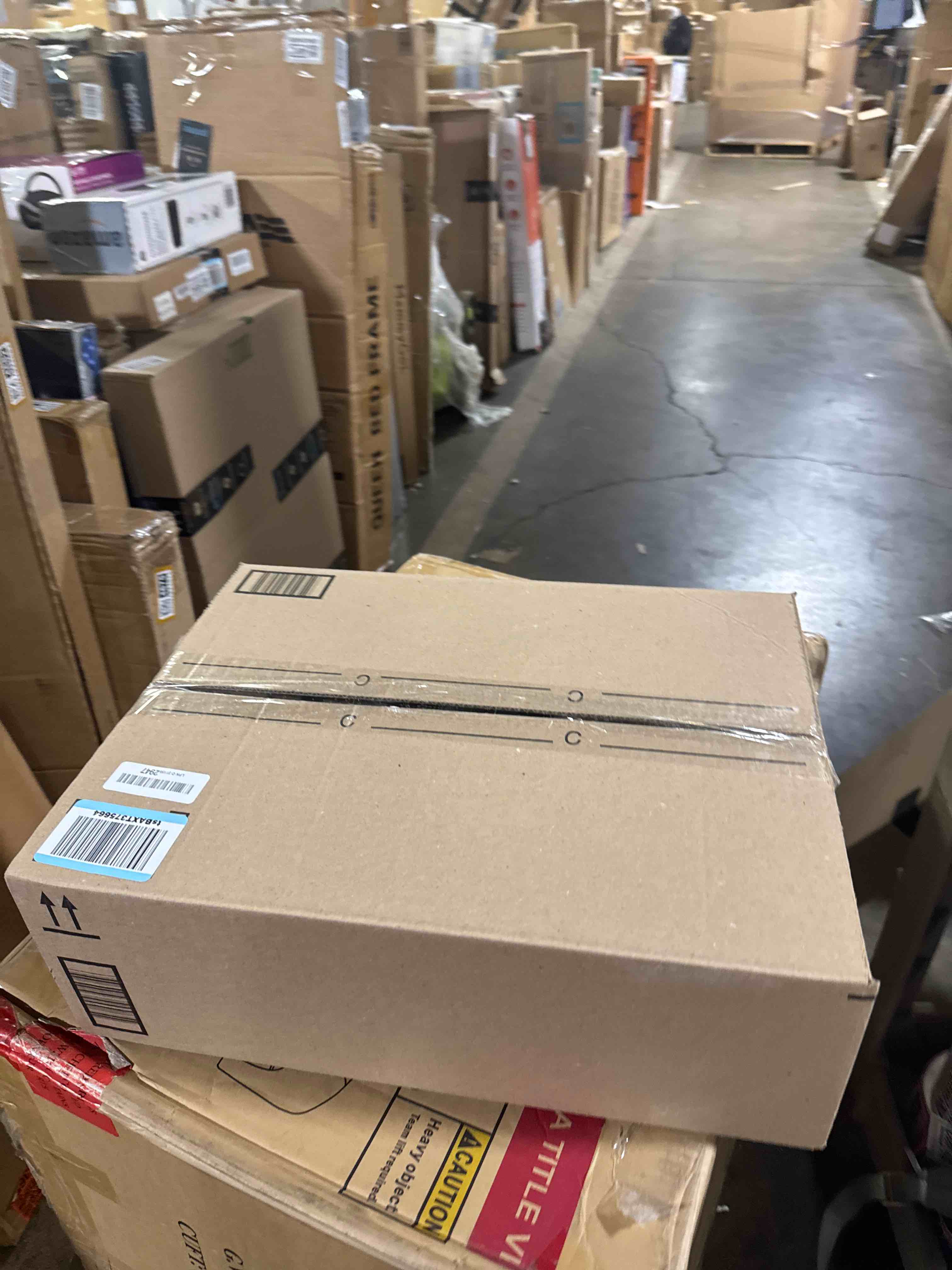 https://s3.amazonaws.com/lotting-images-prod/phillipi/BRN1924708_1755187077009.jpeg