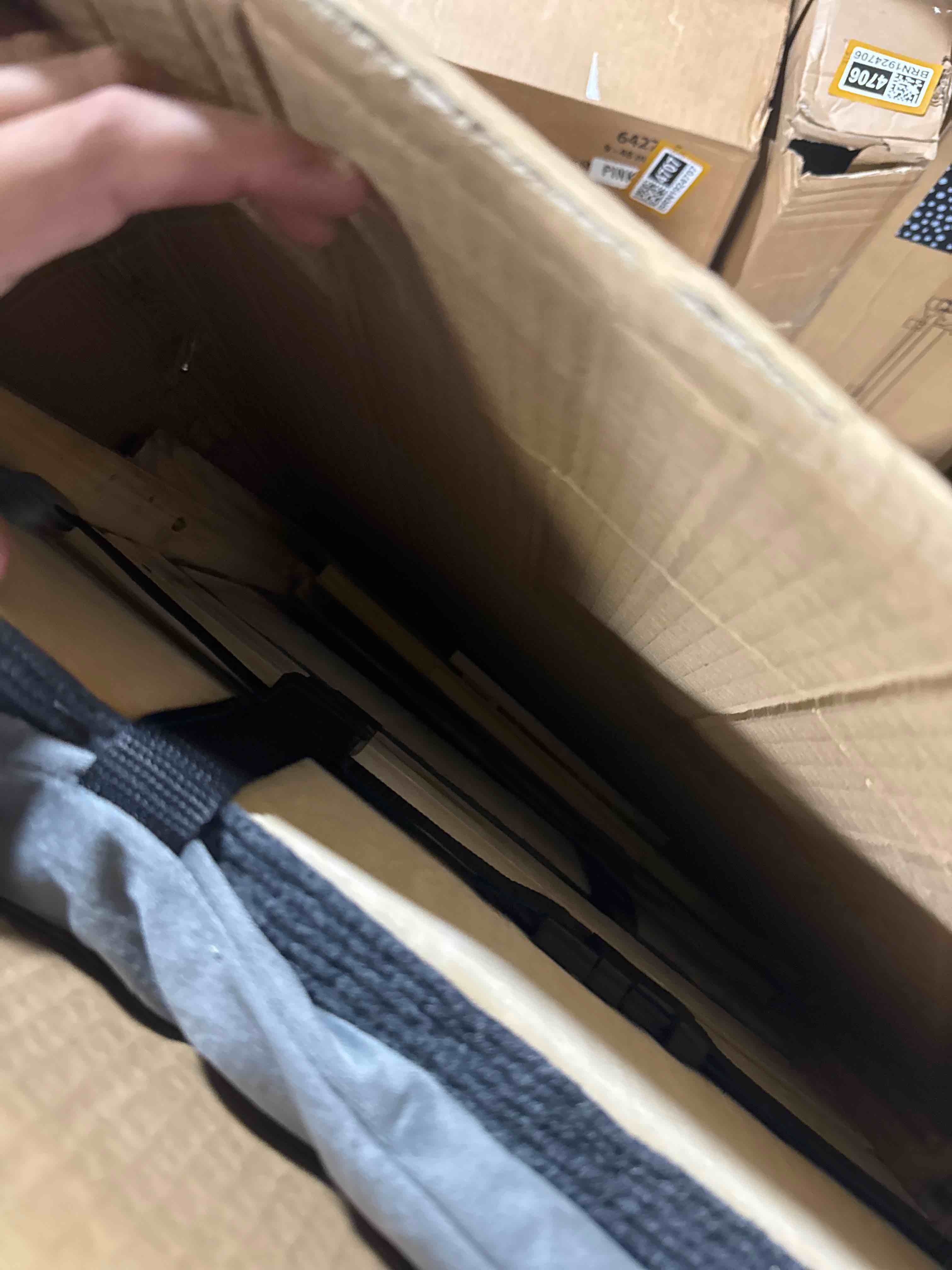 https://s3.amazonaws.com/lotting-images-prod/phillipi/BRN1924709_1755187169146.jpeg