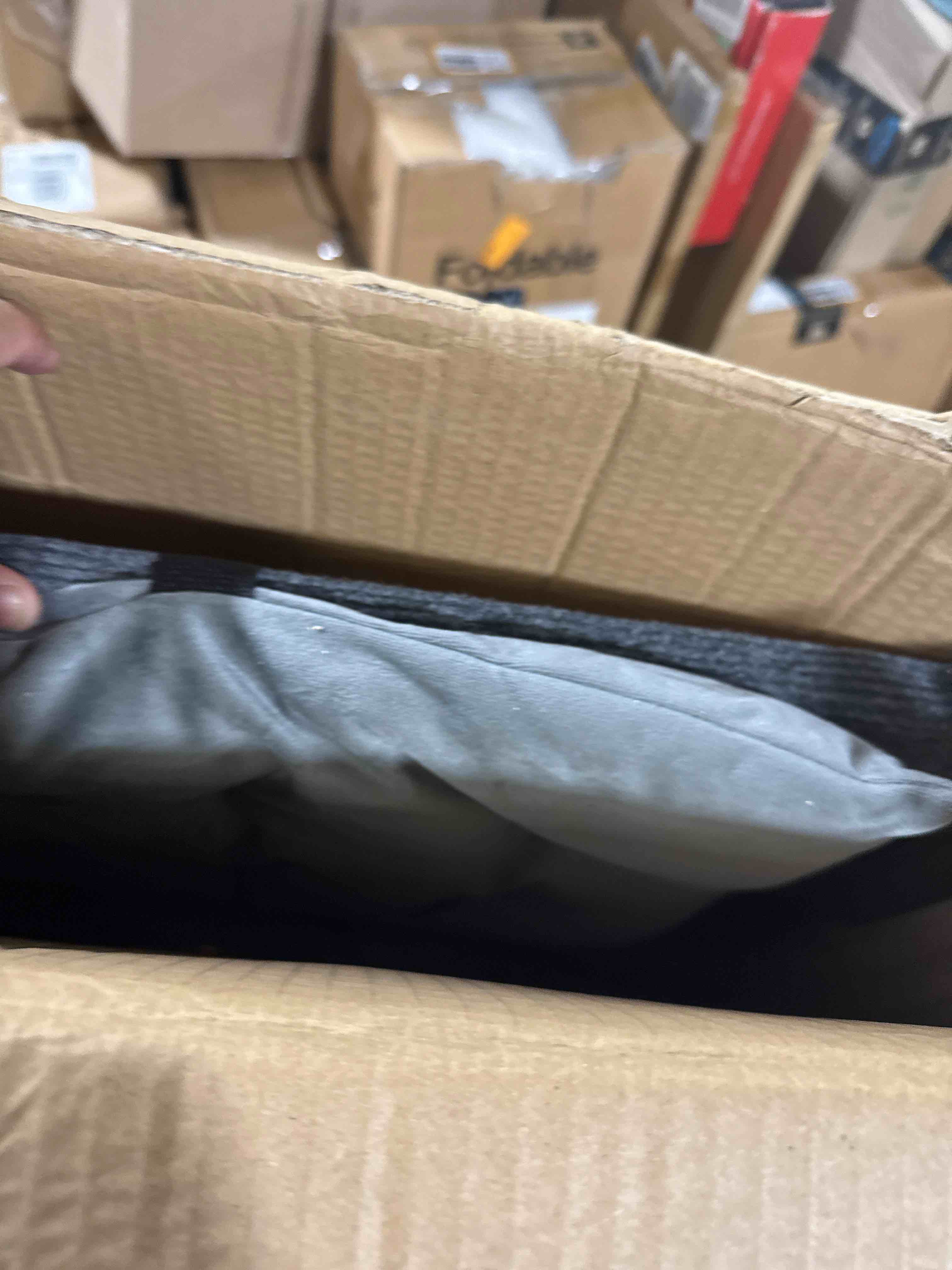 https://s3.amazonaws.com/lotting-images-prod/phillipi/BRN1924709_1755187171955.jpeg