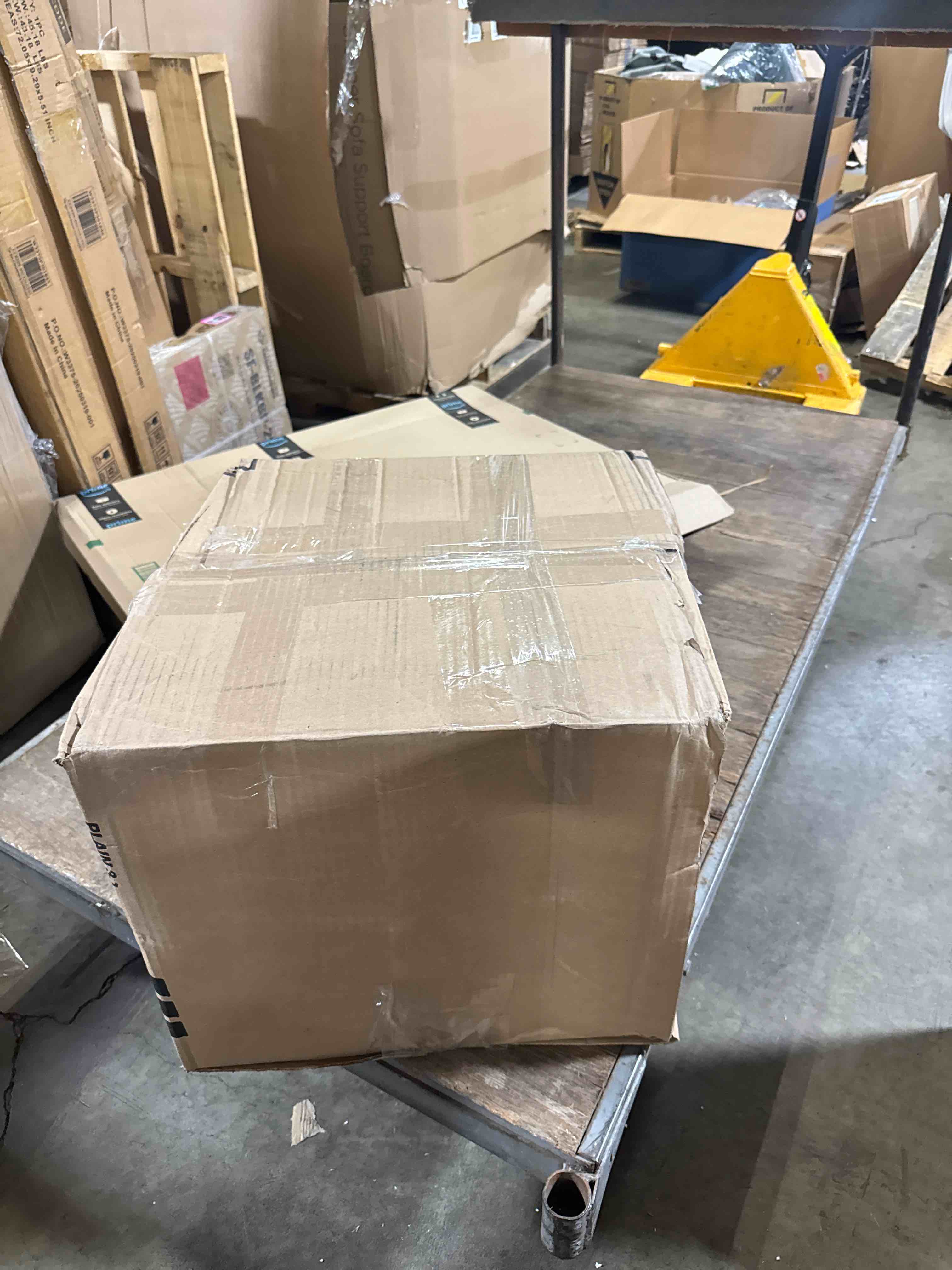 https://s3.amazonaws.com/lotting-images-prod/phillipi/BRN1924724_1755190088616.jpeg