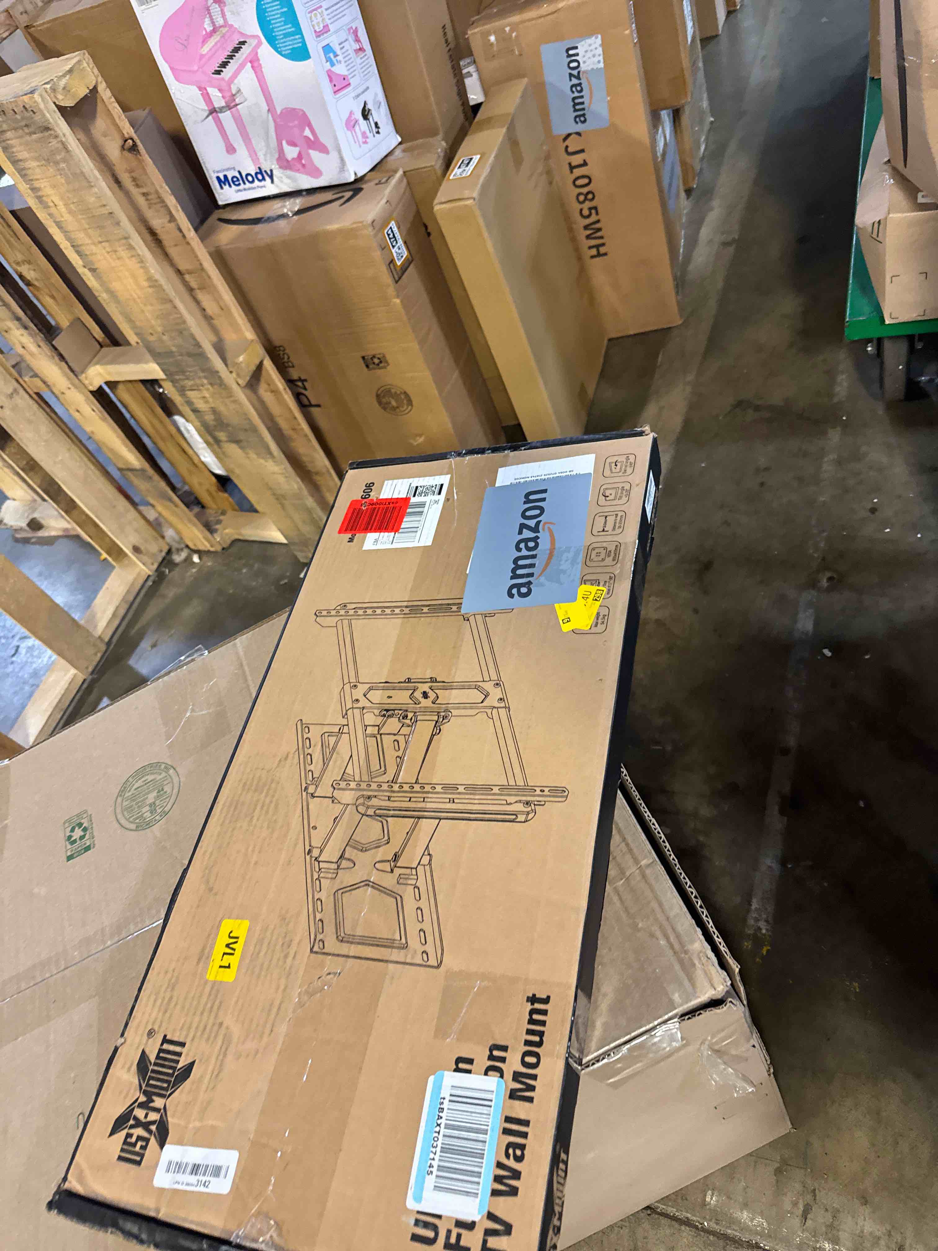 https://s3.amazonaws.com/lotting-images-prod/phillipi/BRN1924748_1755542740165.jpeg