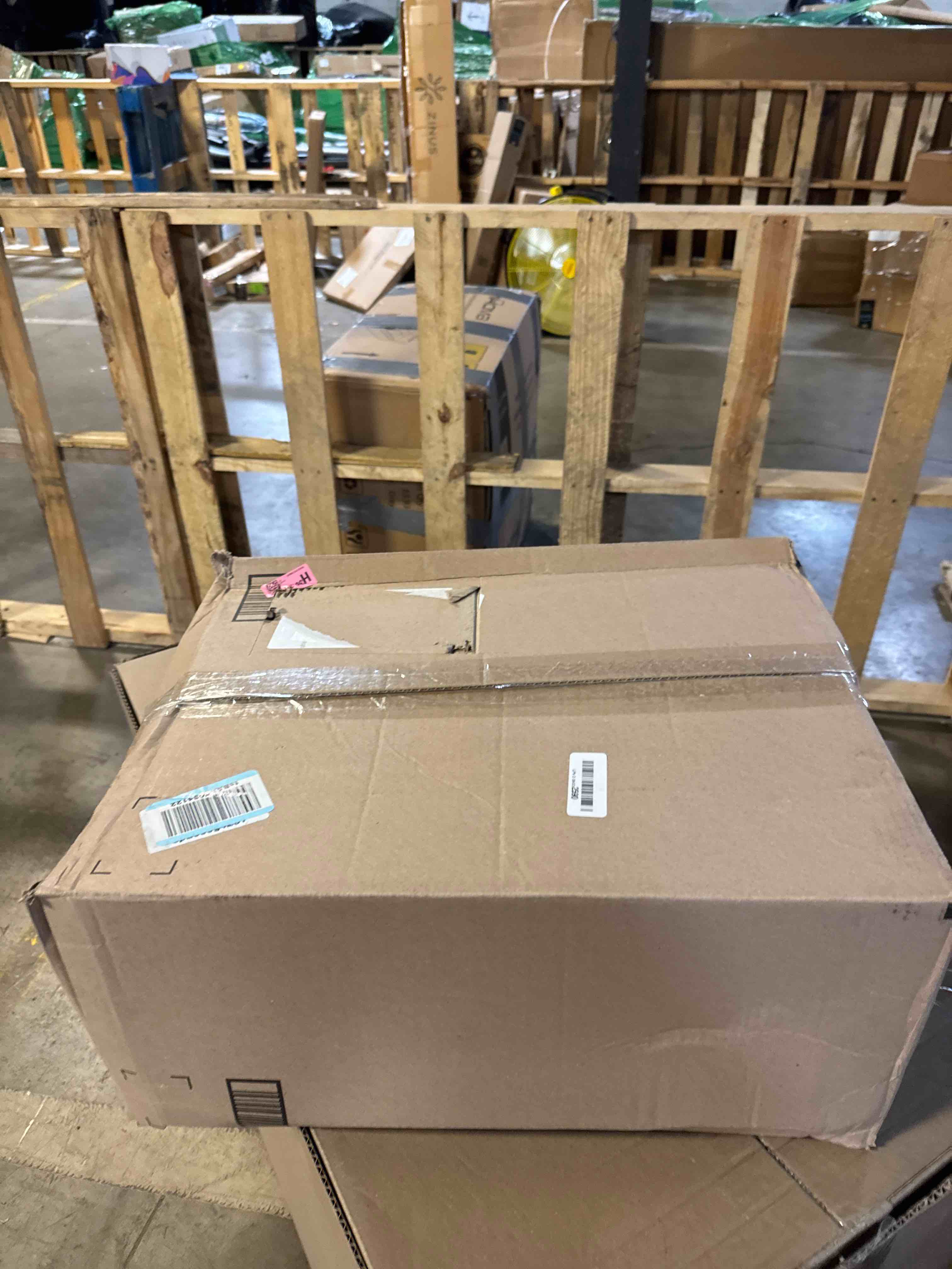 https://s3.amazonaws.com/lotting-images-prod/phillipi/BRN1924749_1755542904064.jpeg