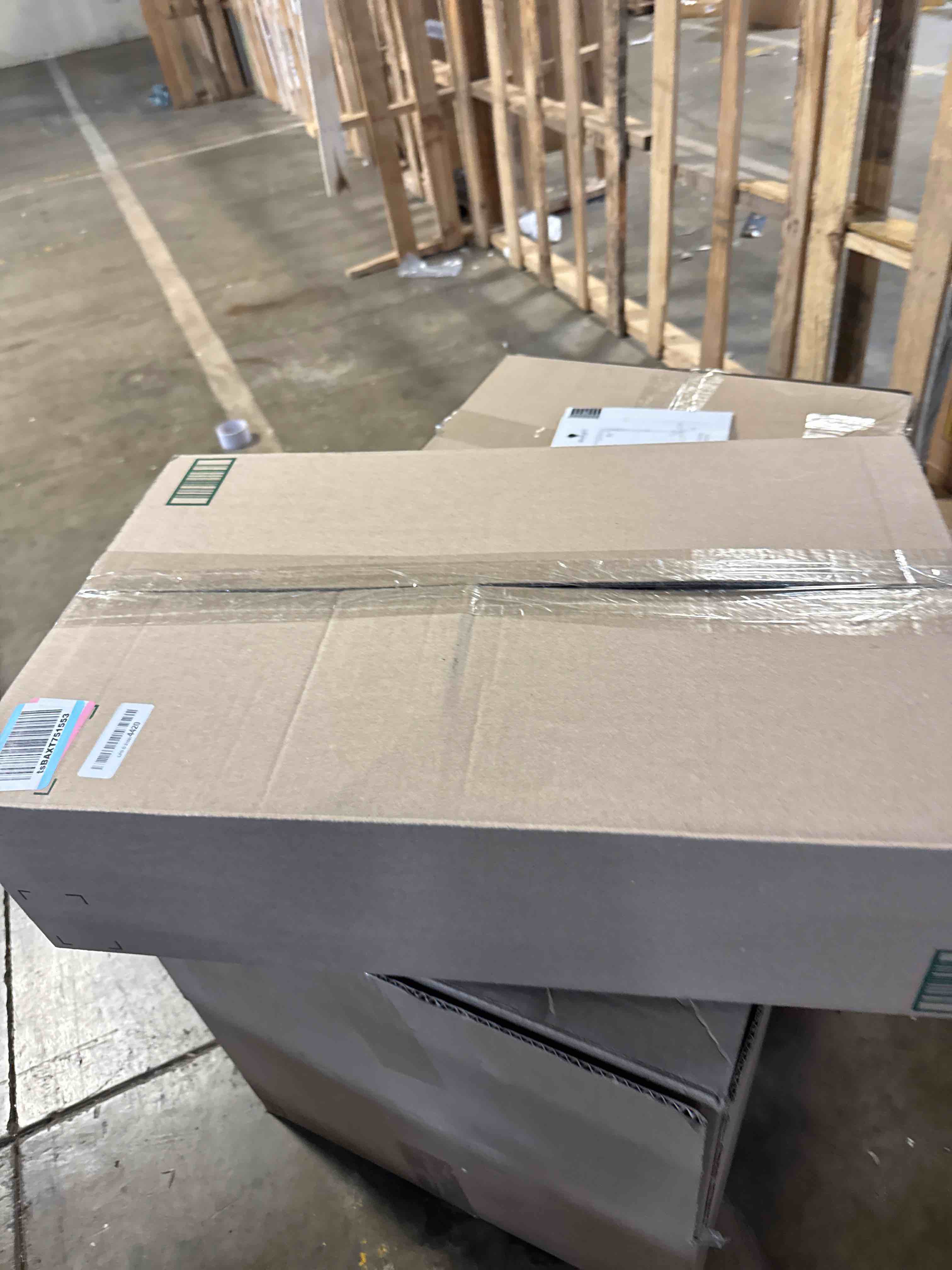 https://s3.amazonaws.com/lotting-images-prod/phillipi/BRN1924751_1755543129754.jpeg
