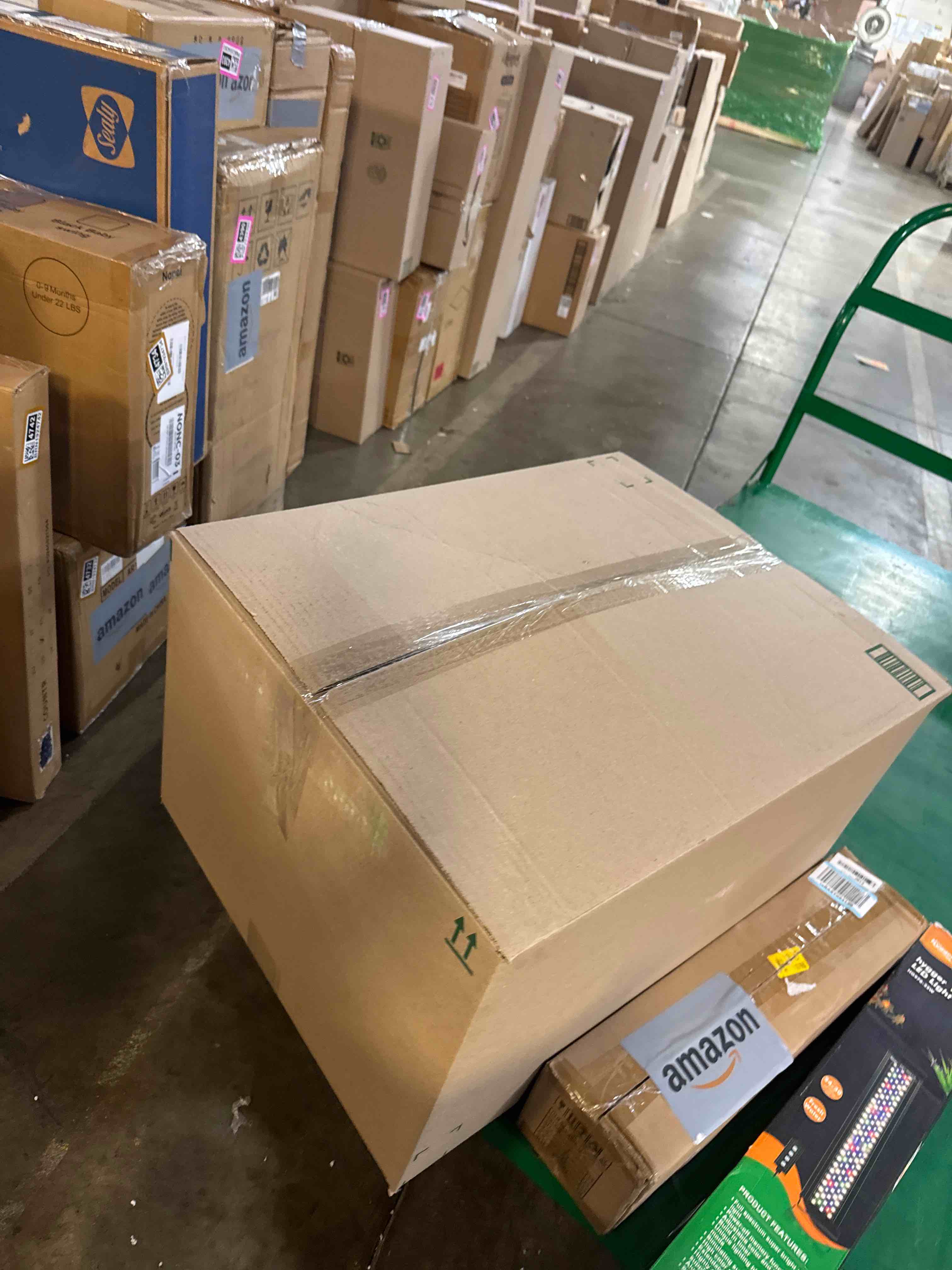 https://s3.amazonaws.com/lotting-images-prod/phillipi/BRN1924758_1755547074954.jpeg