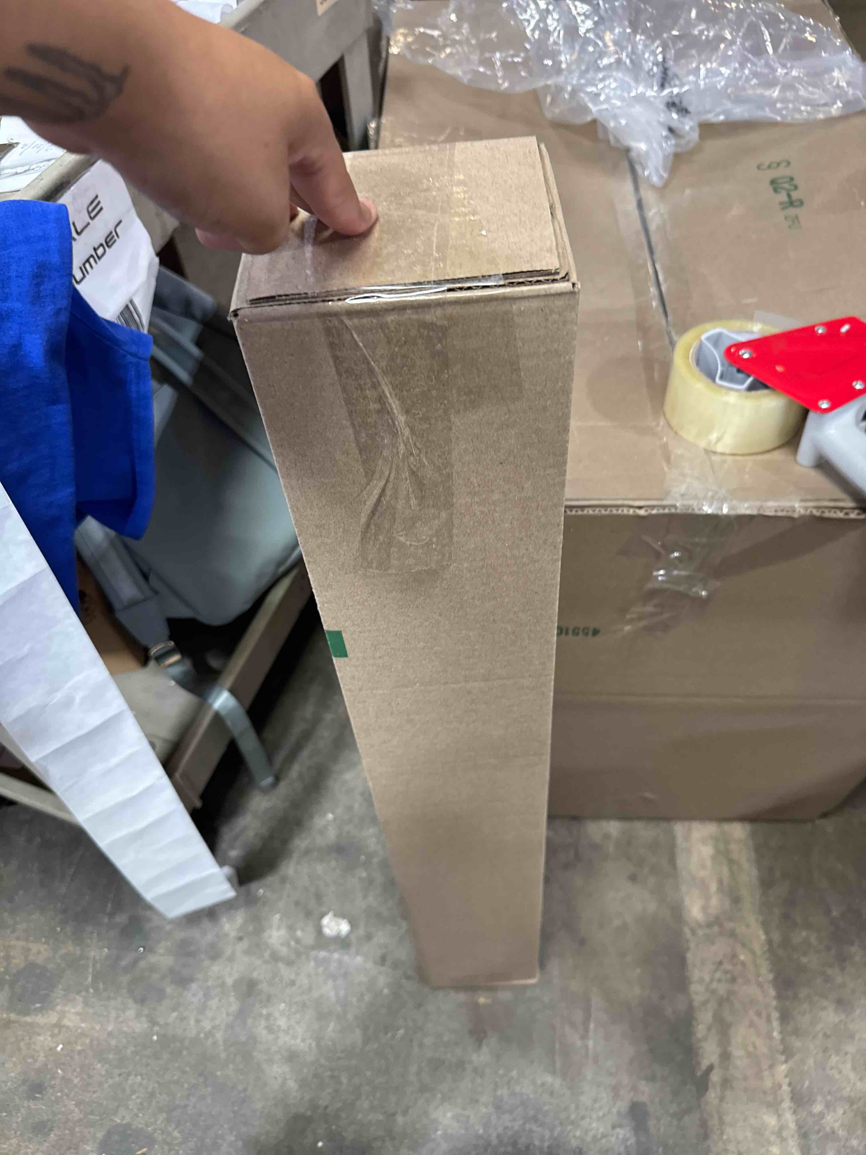 https://s3.amazonaws.com/lotting-images-prod/phillipi/BRN1924812_1755696920303.jpeg