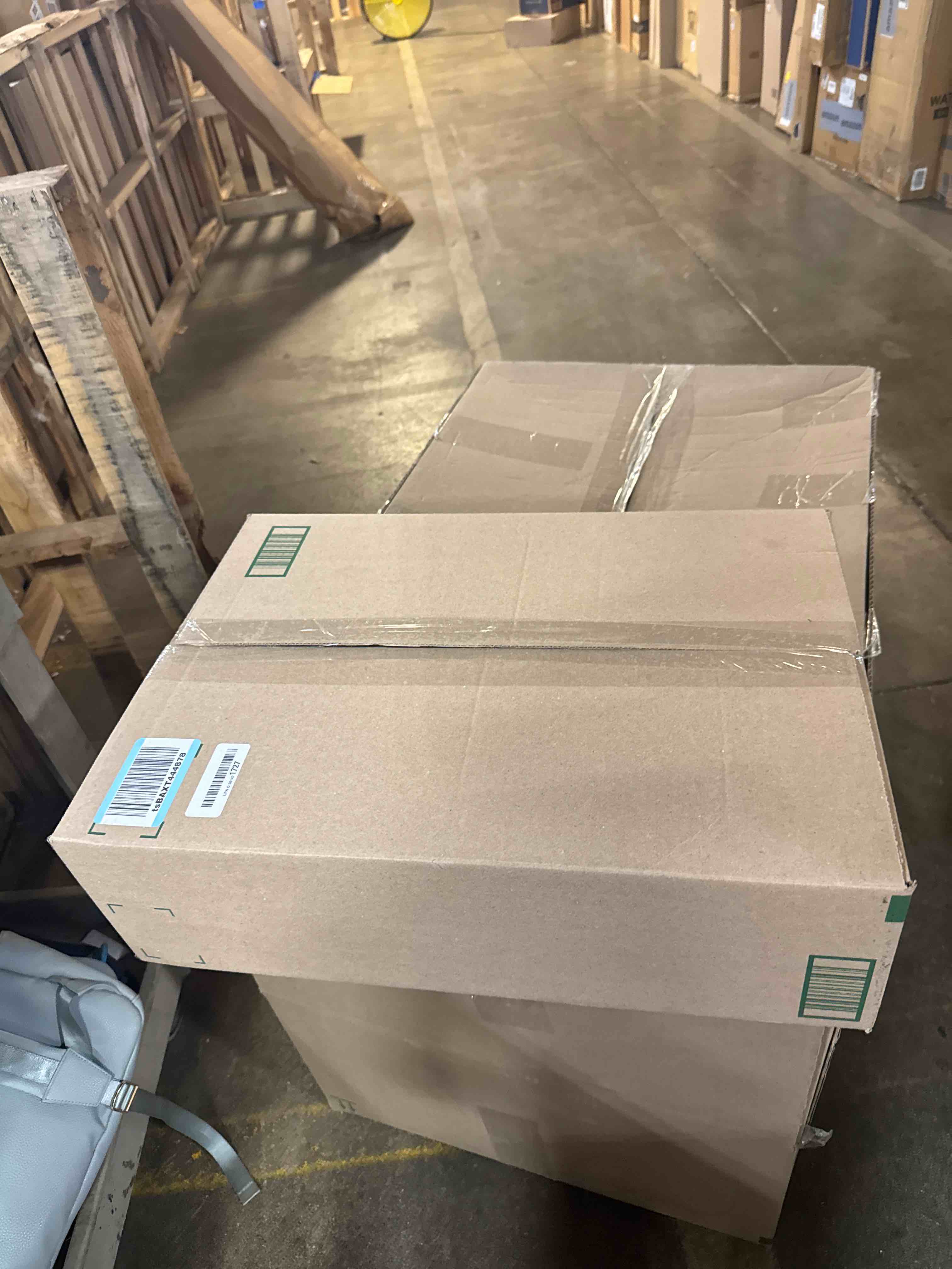 https://s3.amazonaws.com/lotting-images-prod/phillipi/BRN1924842_1755702307462.jpeg