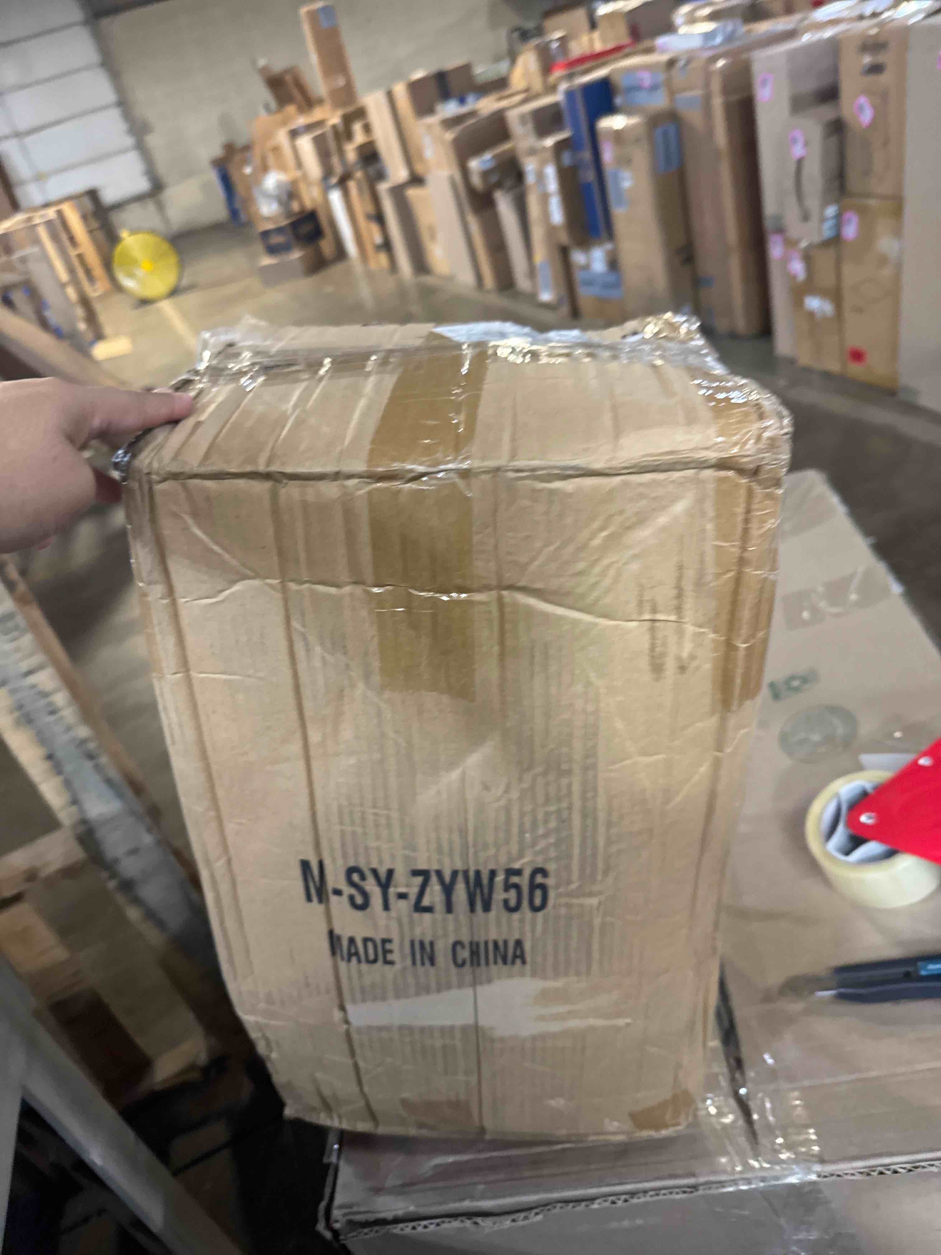 https://s3.amazonaws.com/lotting-images-prod/phillipi/BRN1924845_1755702866789.jpeg