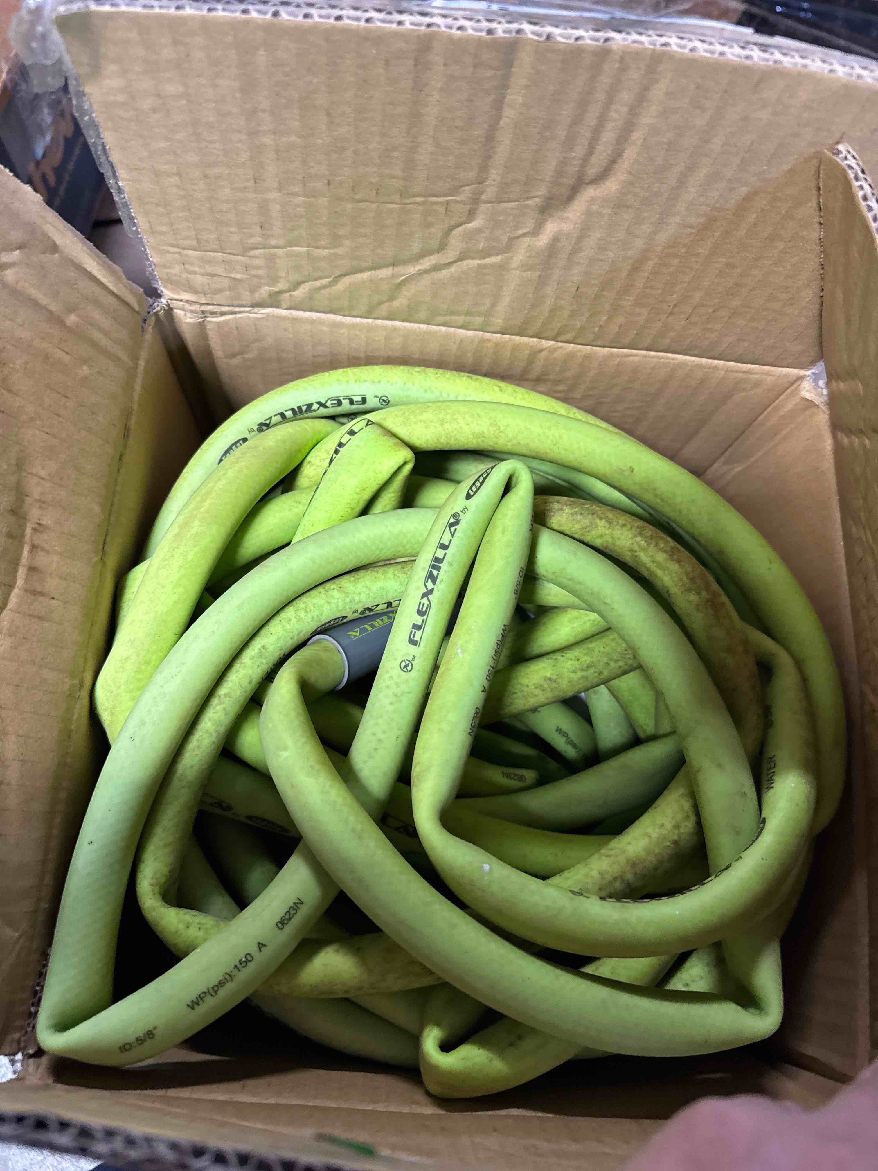 https://s3.amazonaws.com/lotting-images-prod/phillipi/BRN1924892_1755879552578.jpeg