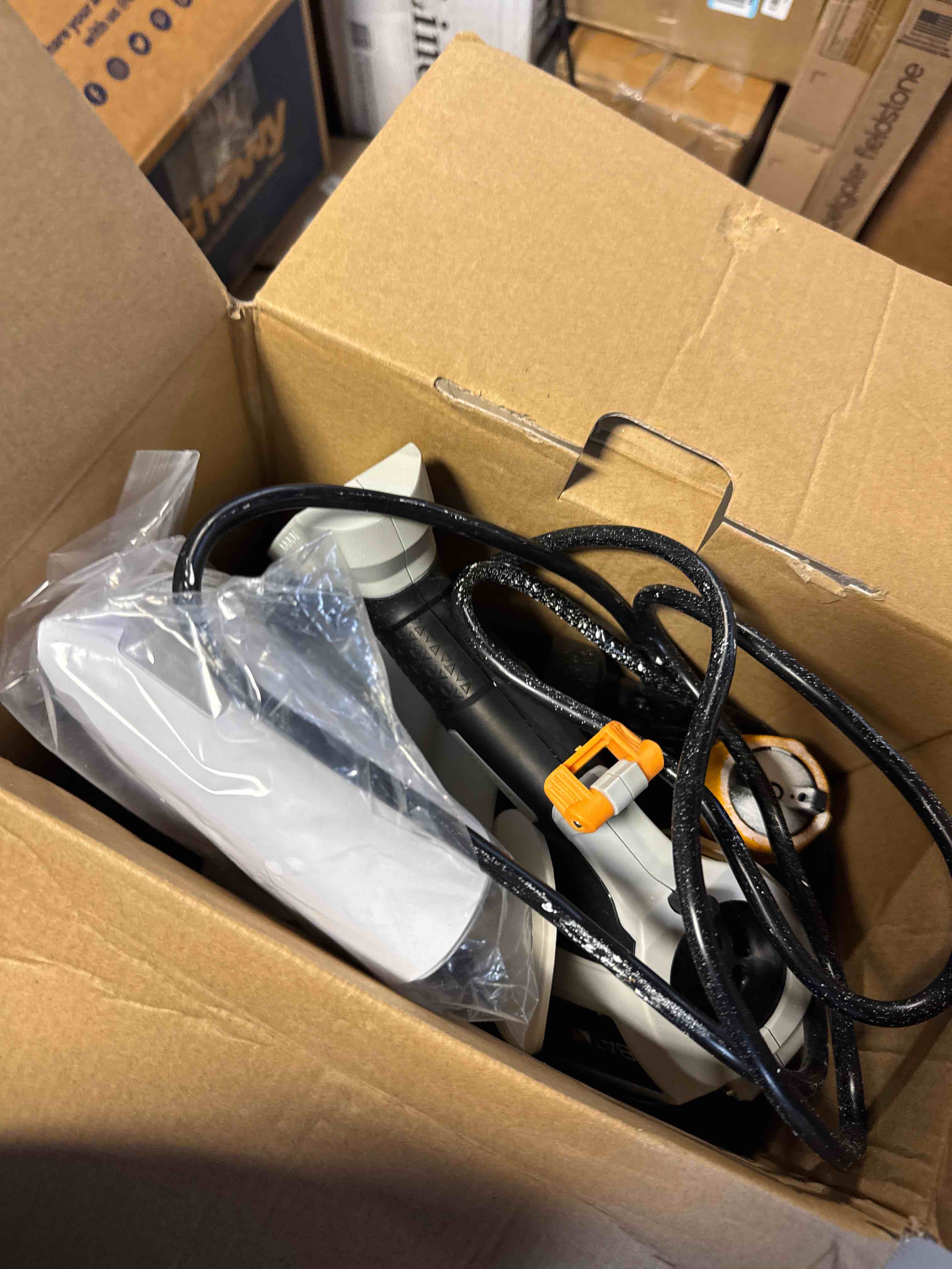 https://s3.amazonaws.com/lotting-images-prod/phillipi/BRN1924898_1755881549329.jpeg