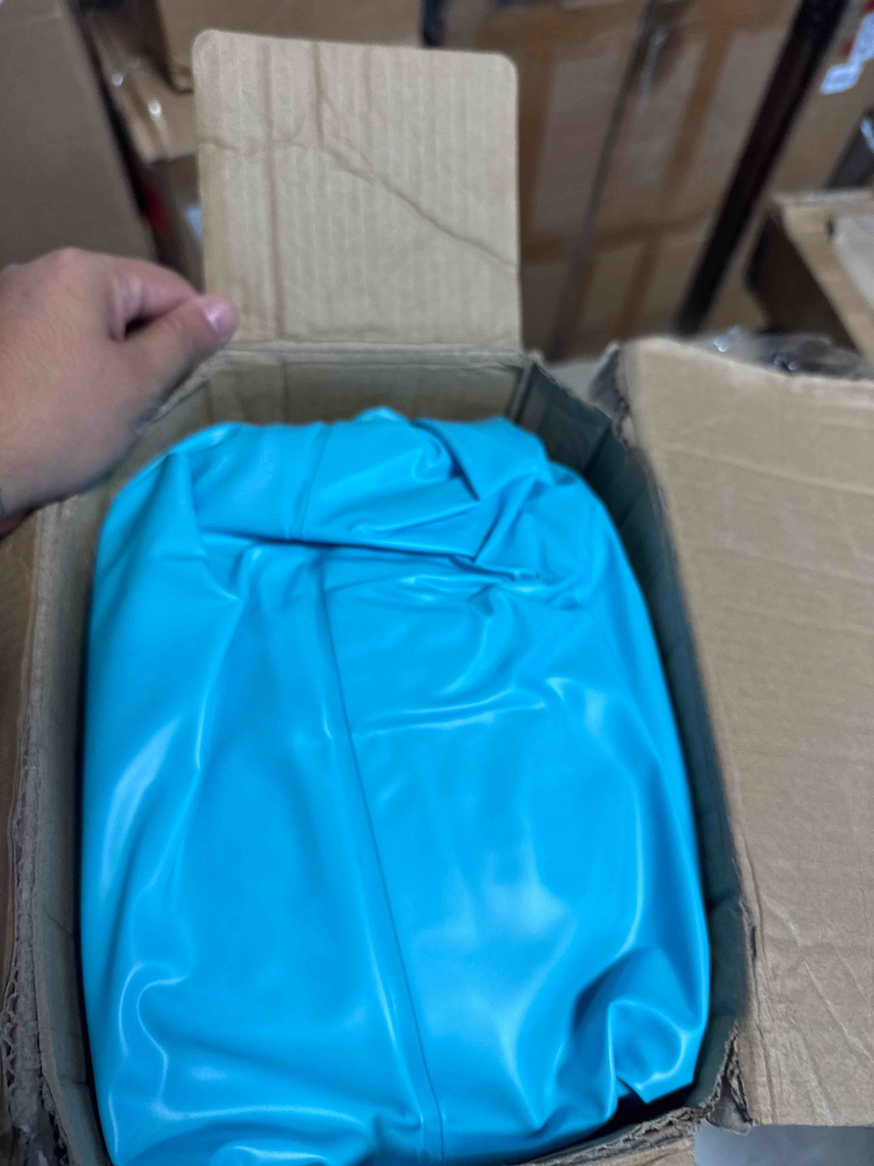 https://s3.amazonaws.com/lotting-images-prod/phillipi/BRN1924938_1755889811976.jpeg