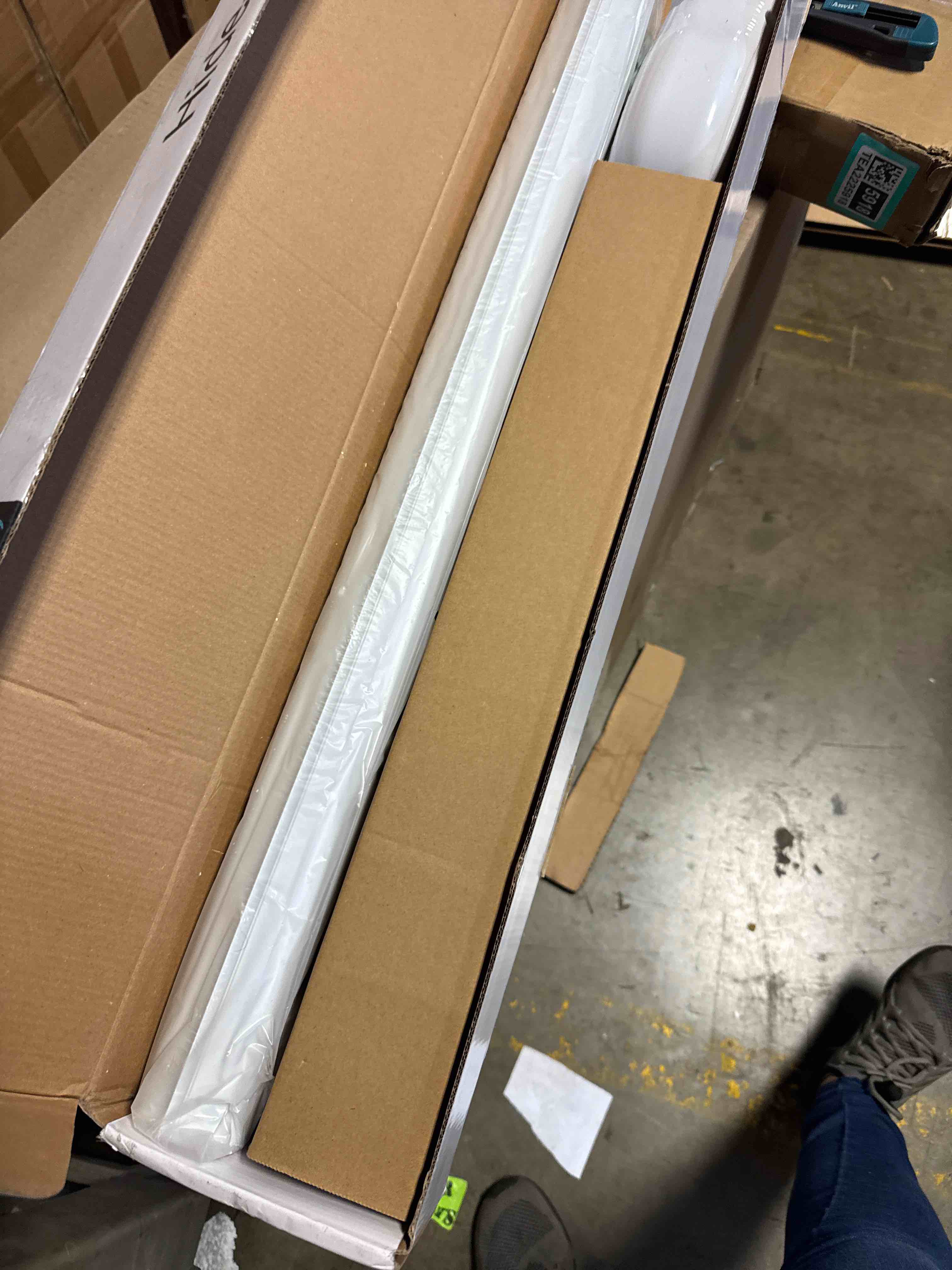 https://s3.amazonaws.com/lotting-images-prod/phillipi/BRN1924942_1755890166626.jpeg