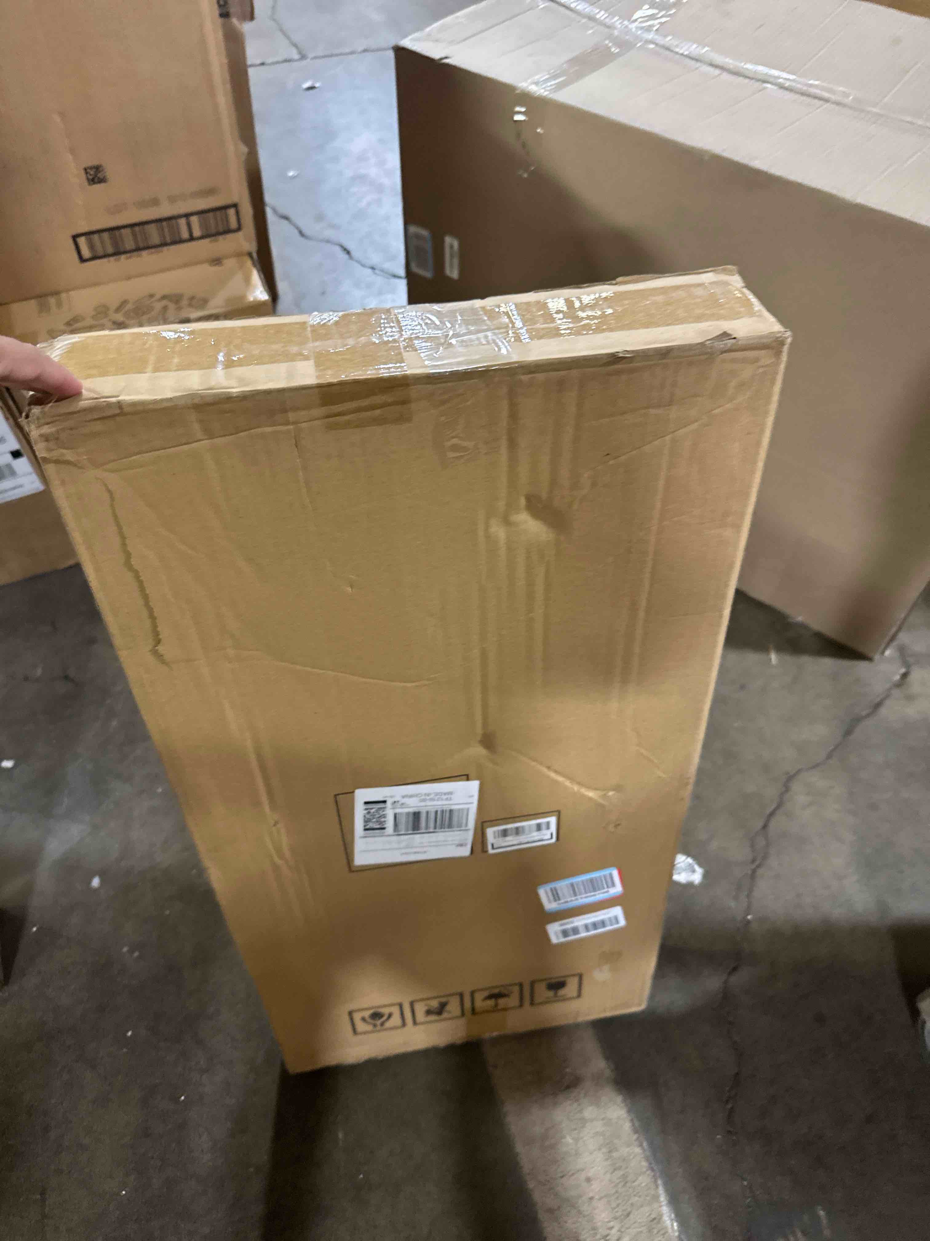 https://s3.amazonaws.com/lotting-images-prod/phillipi/BRN1925015_1756313176051.jpeg