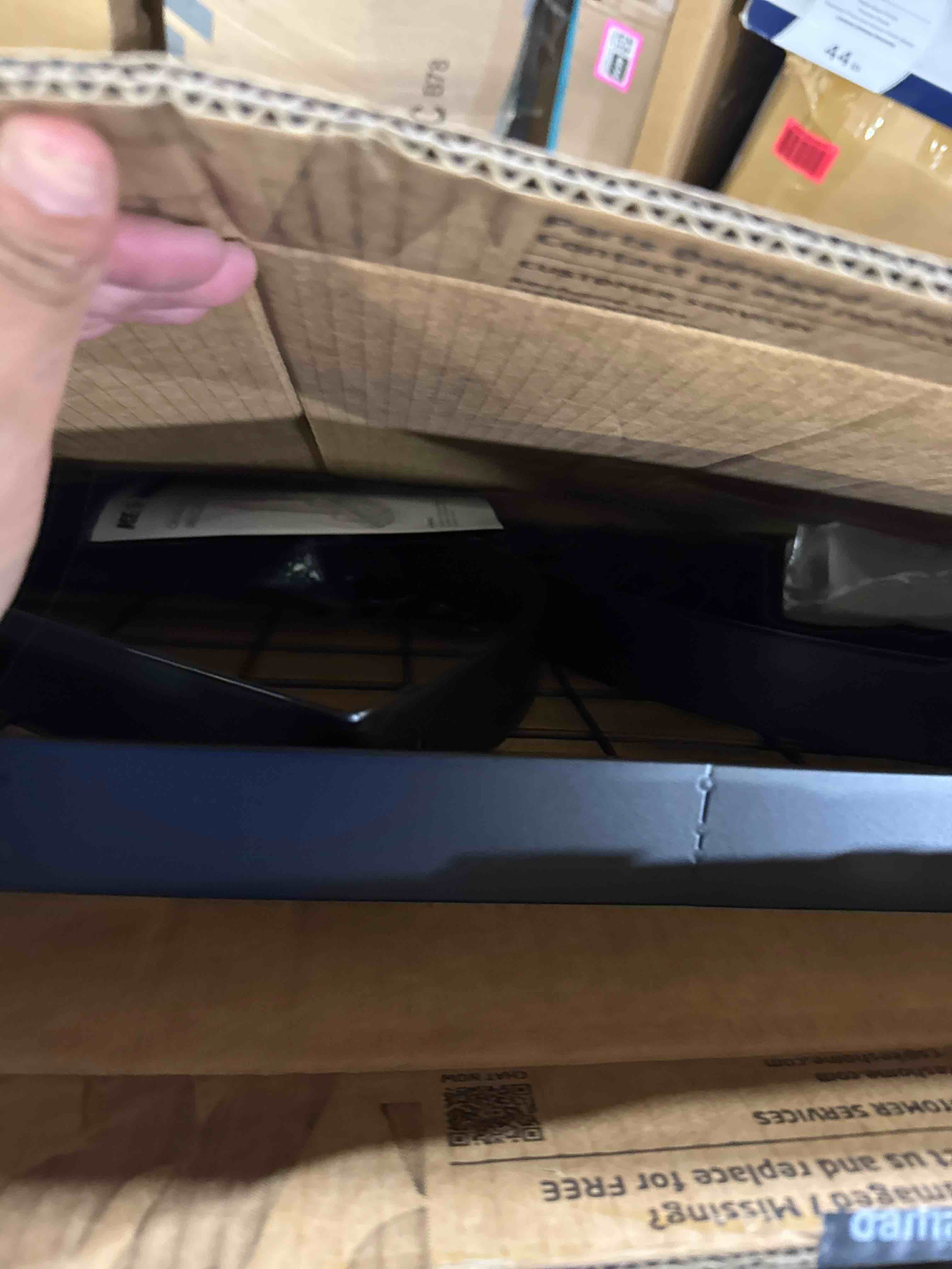 https://s3.amazonaws.com/lotting-images-prod/phillipi/BRN1925026_1756314141584.jpeg
