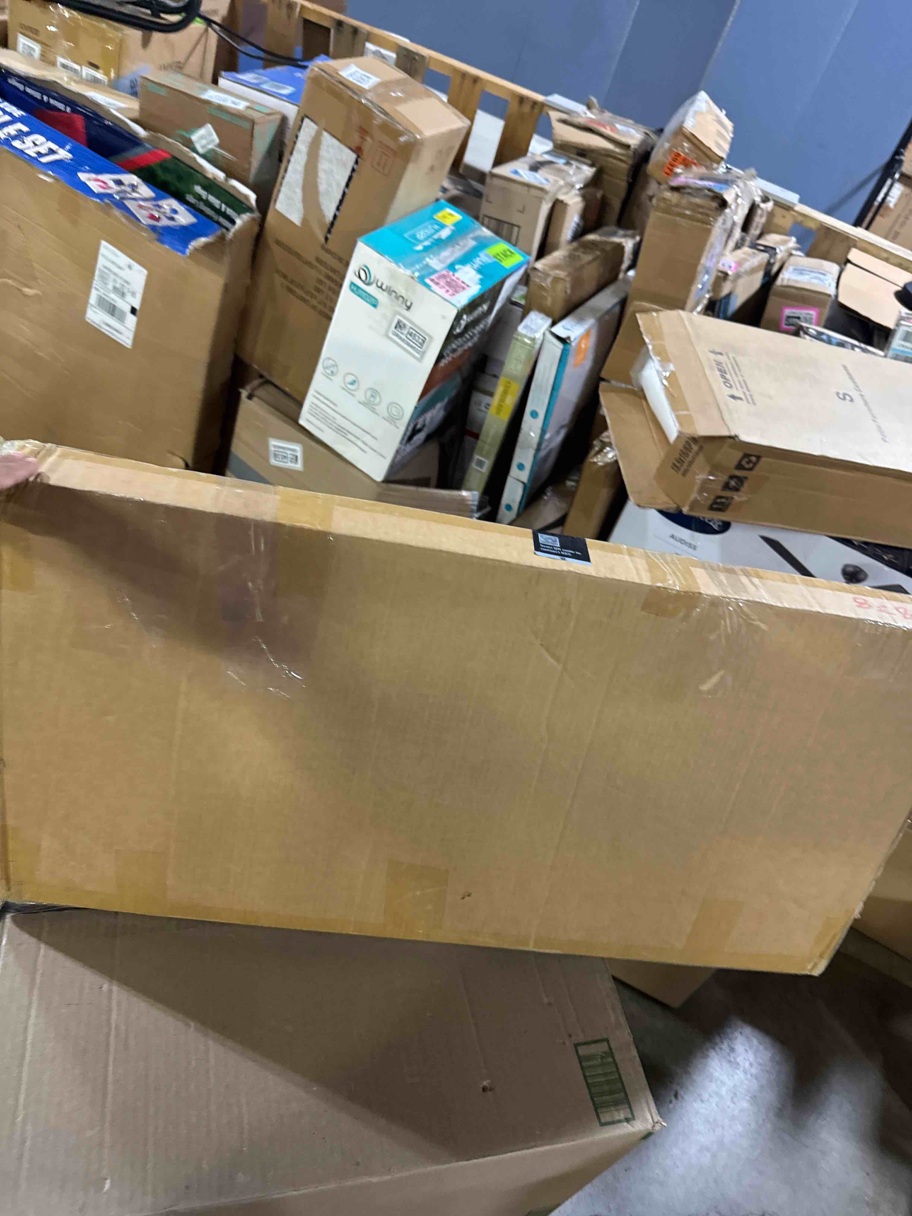 https://s3.amazonaws.com/lotting-images-prod/phillipi/BRN1925026_1756314155257.jpeg