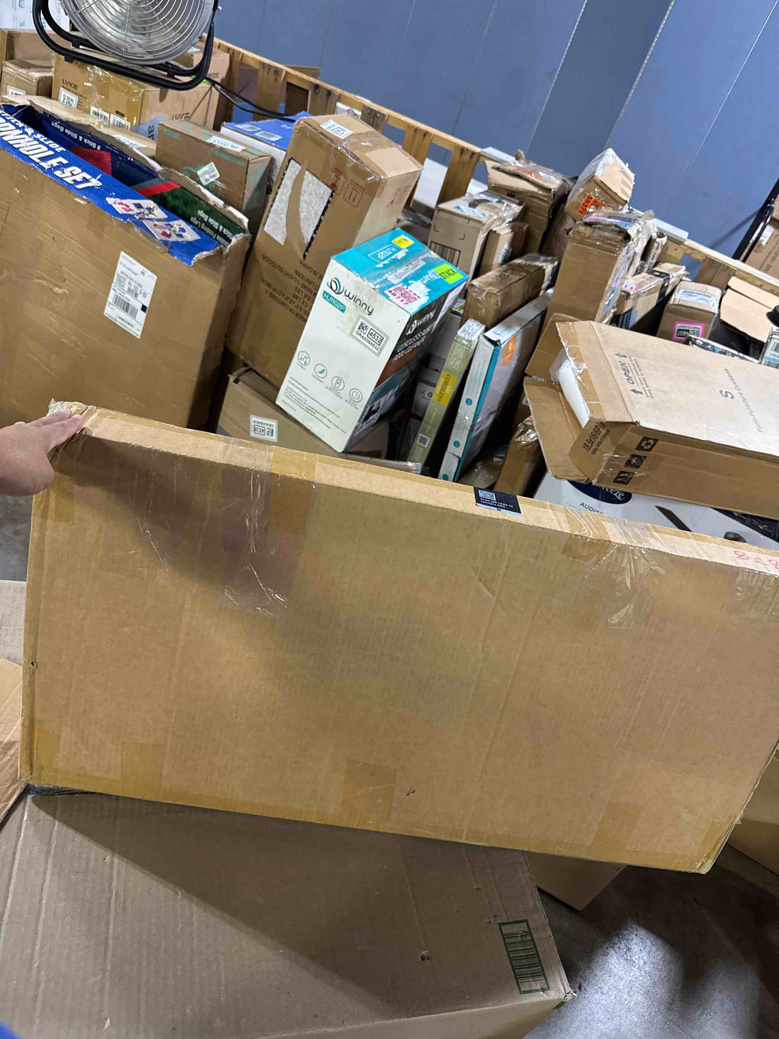 https://s3.amazonaws.com/lotting-images-prod/phillipi/BRN1925026_1756314156015.jpeg